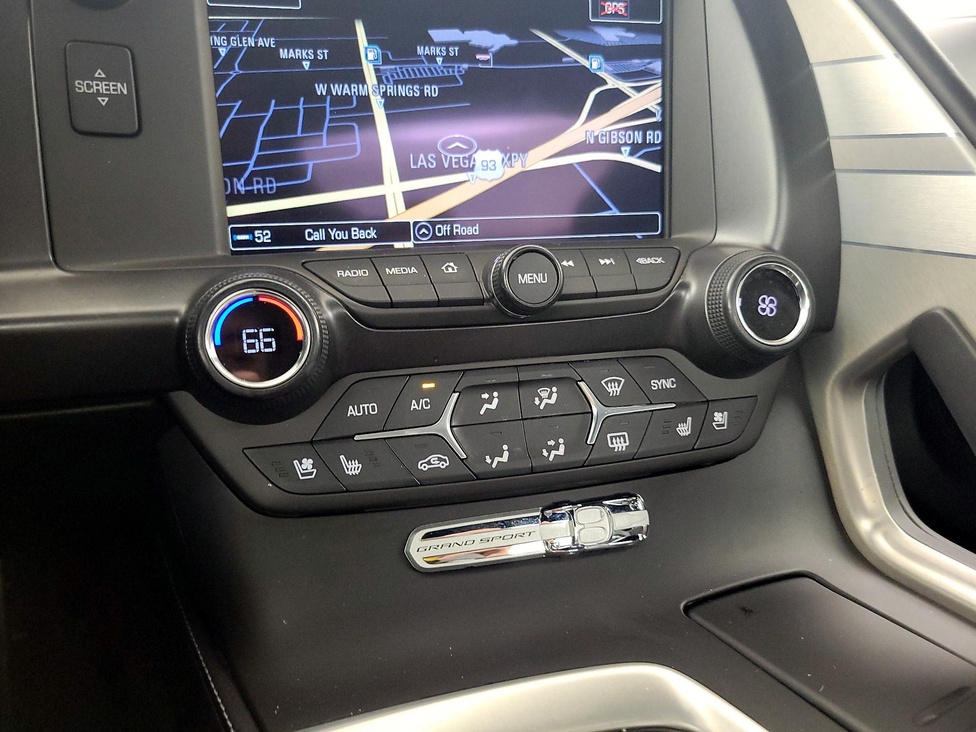 Thumbnail: 2017 Chevrolet Corvette - 17