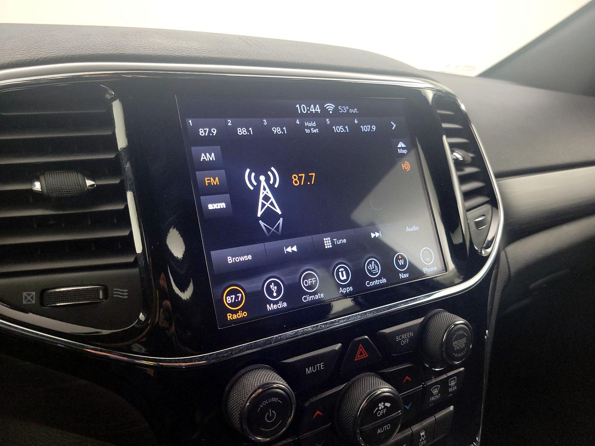 Thumbnail: 2019 Jeep Grand Cherokee - 16