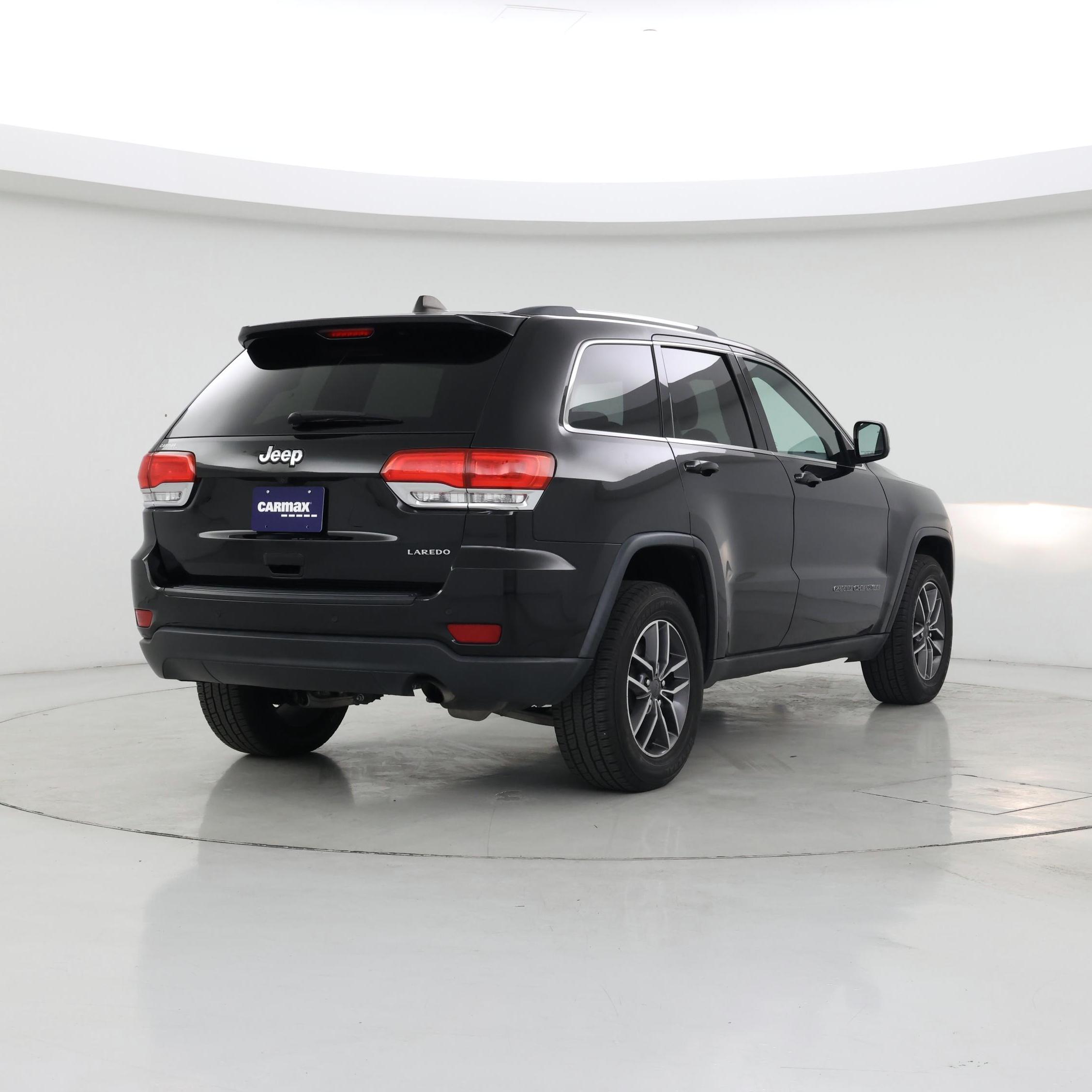 Thumbnail: 2019 Jeep Grand Cherokee - 8