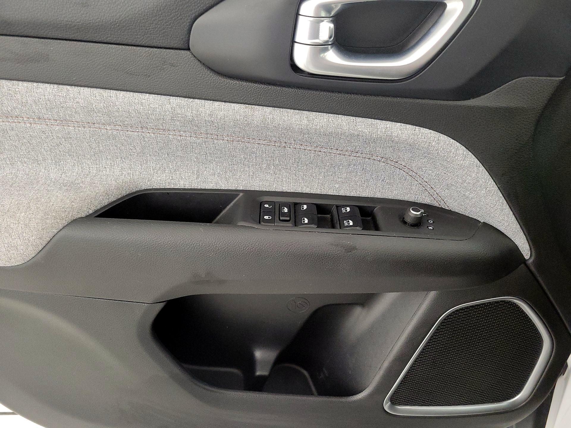 Thumbnail: 2022 Jeep Compass - 12