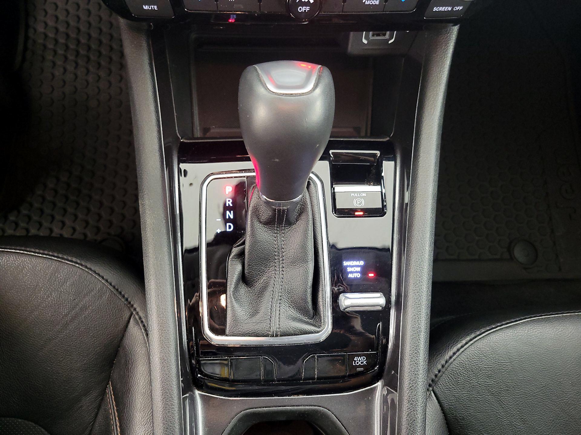 Thumbnail: 2022 Jeep Compass - 17