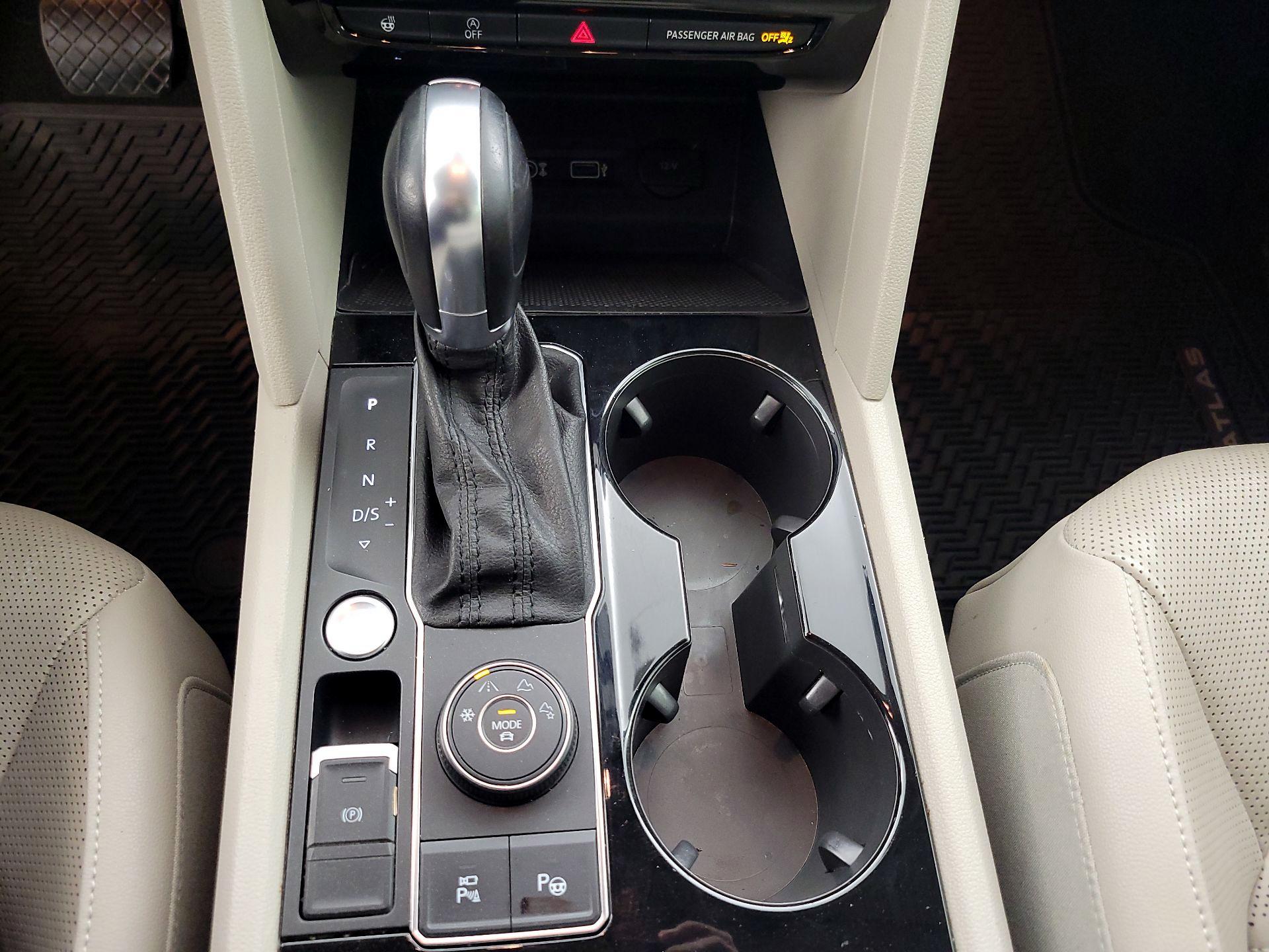 Thumbnail: 2019 Volkswagen Atlas - 17