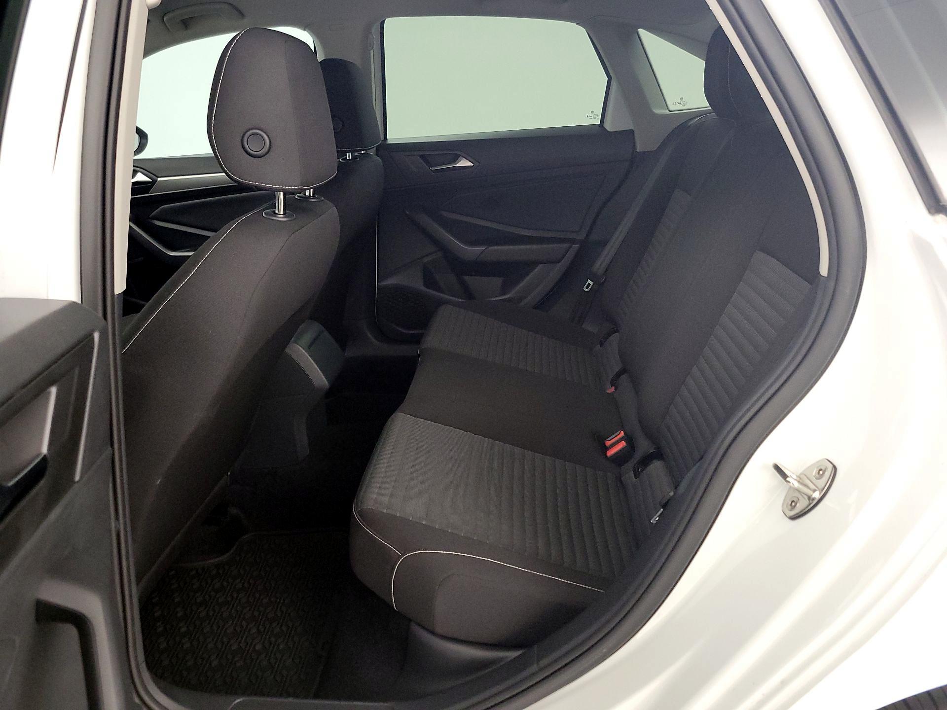 Thumbnail: 2023 Volkswagen Jetta - 19