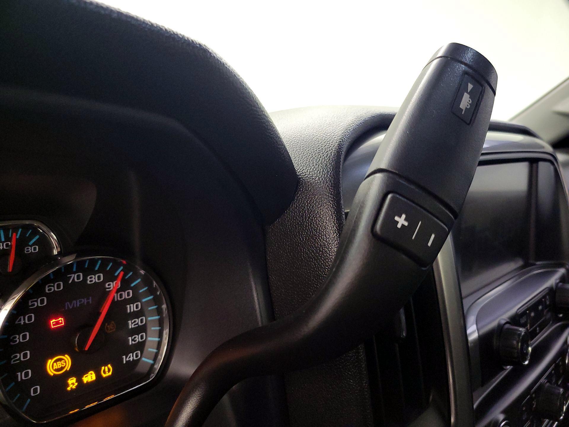 Thumbnail: 2015 Chevrolet Silverado 1500 - 17