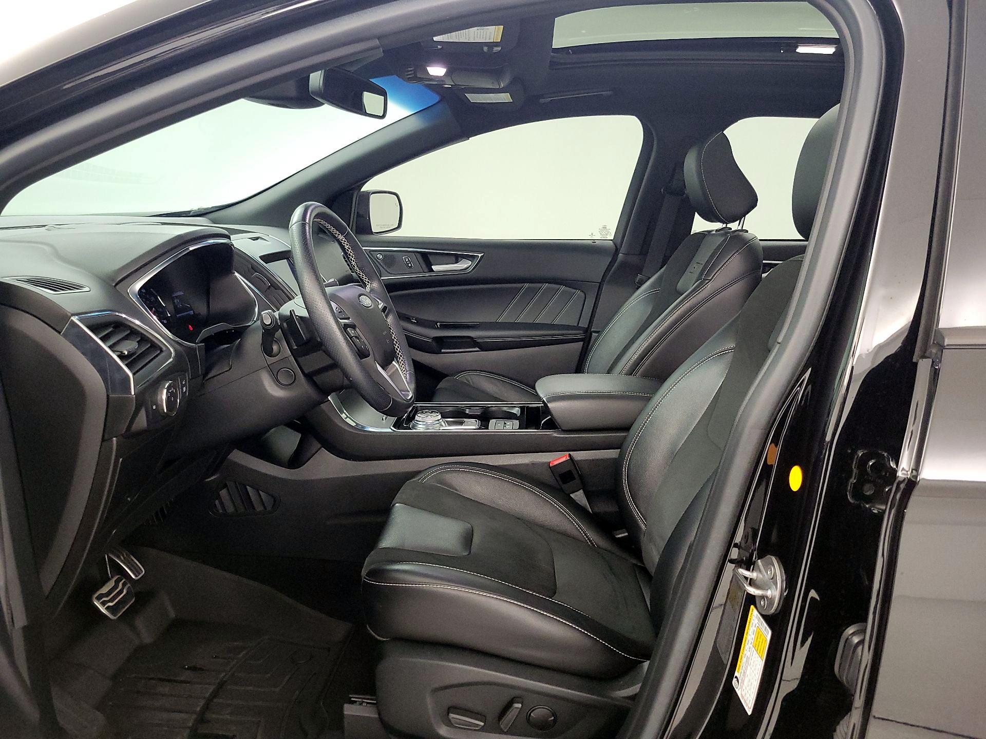 Thumbnail: 2020 Ford Edge - 11