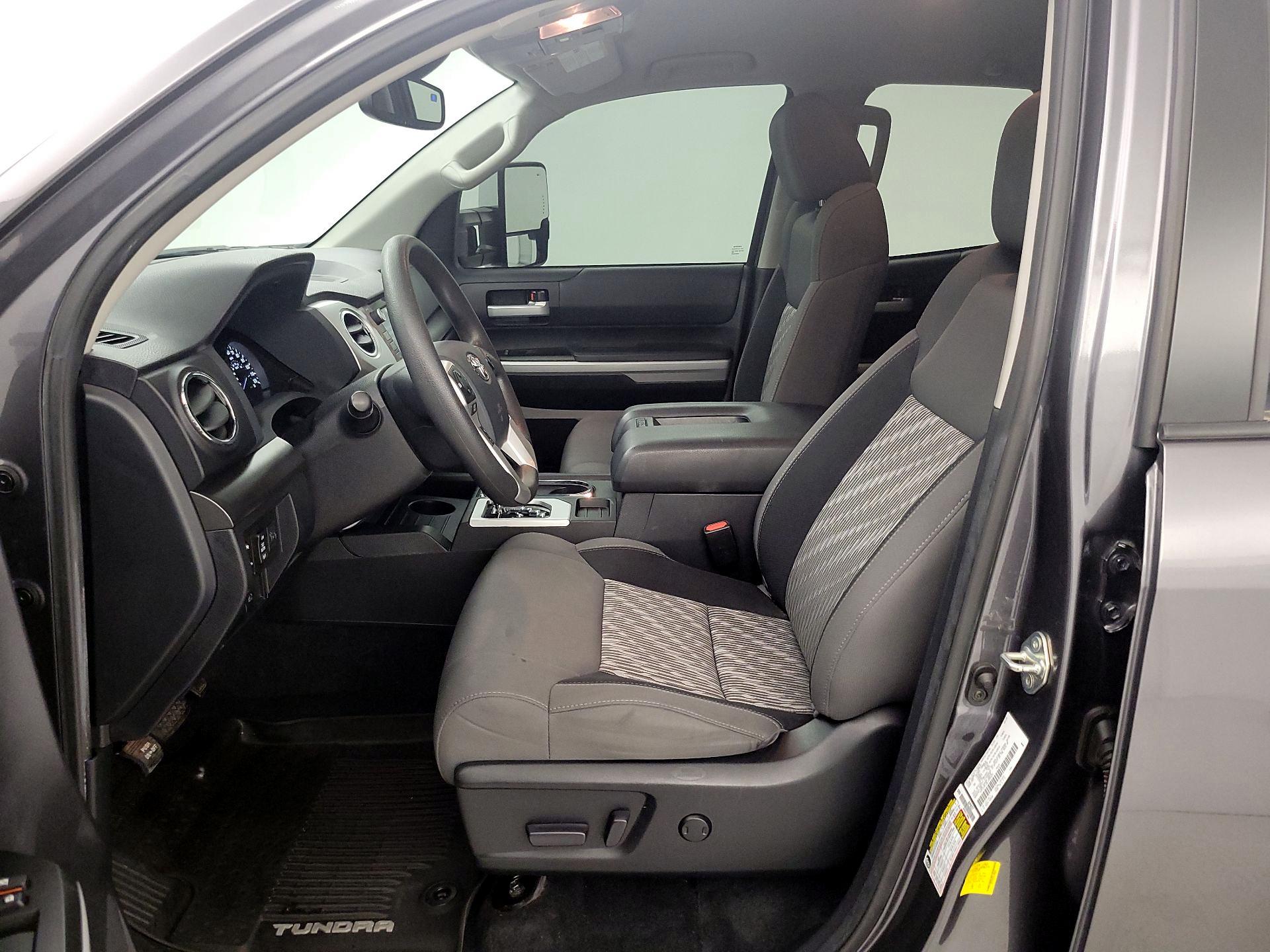 Thumbnail: 2020 Toyota Tundra - 11