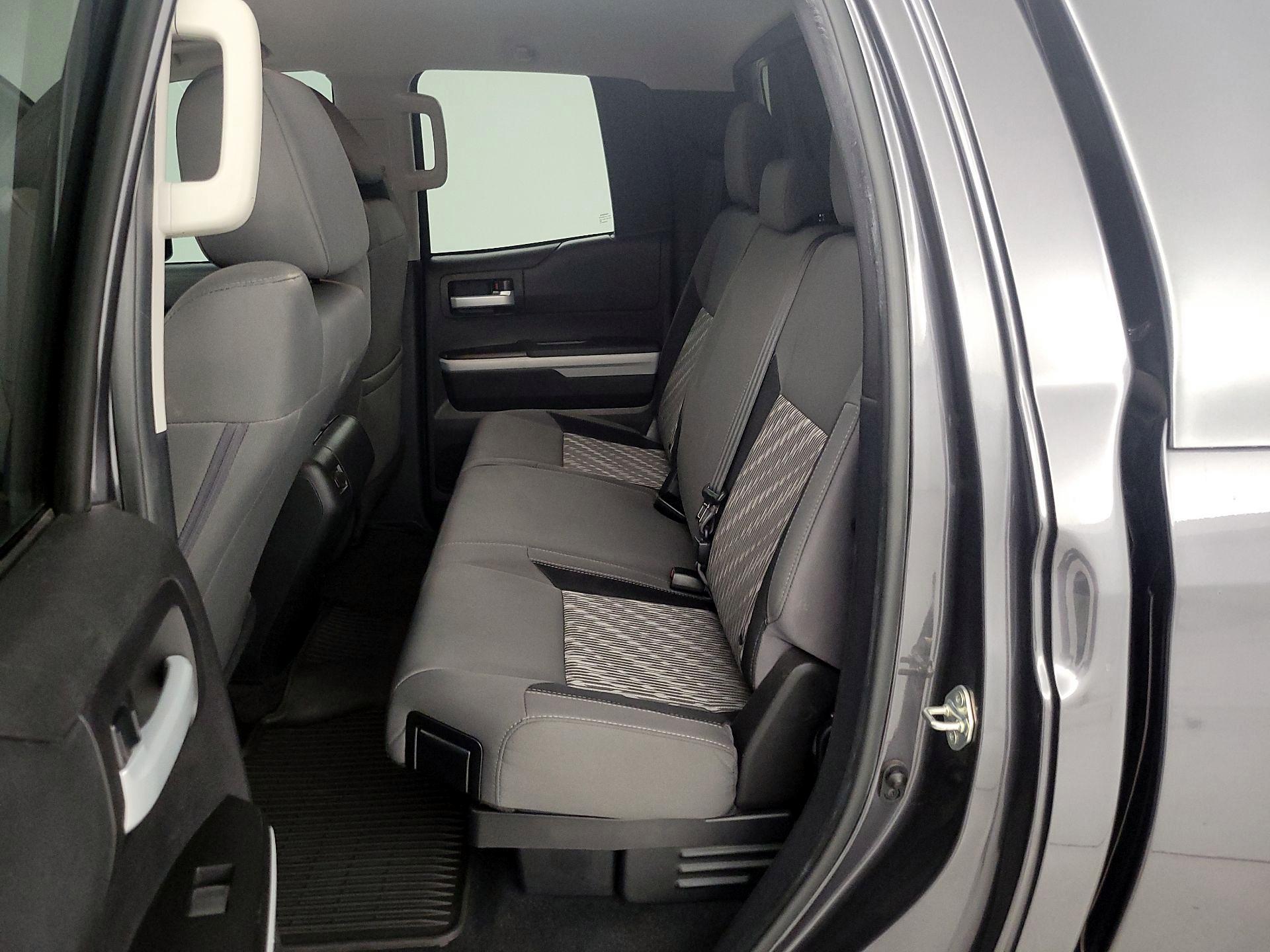 Thumbnail: 2020 Toyota Tundra - 19