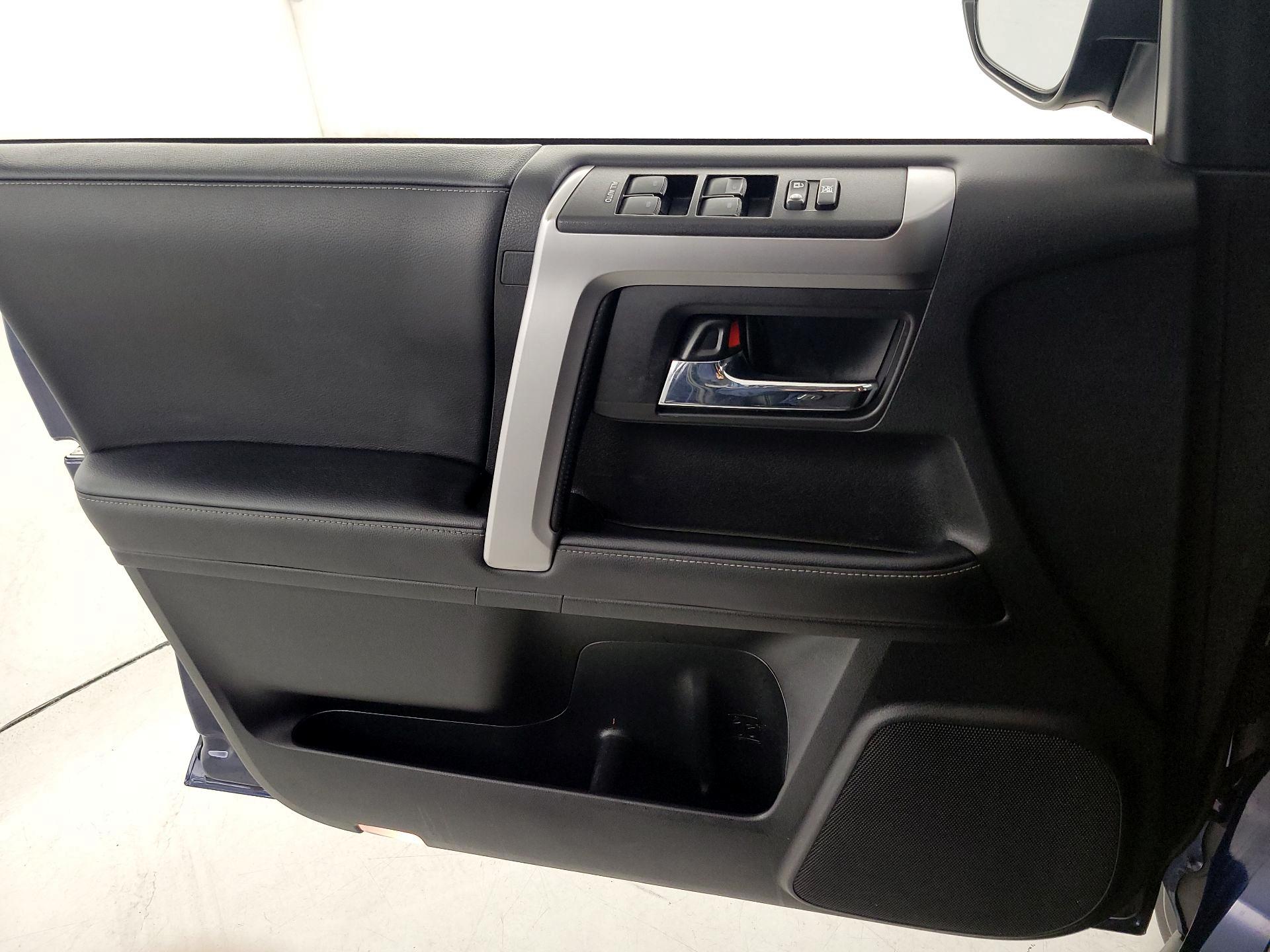 Thumbnail: 2023 Toyota 4Runner - 12