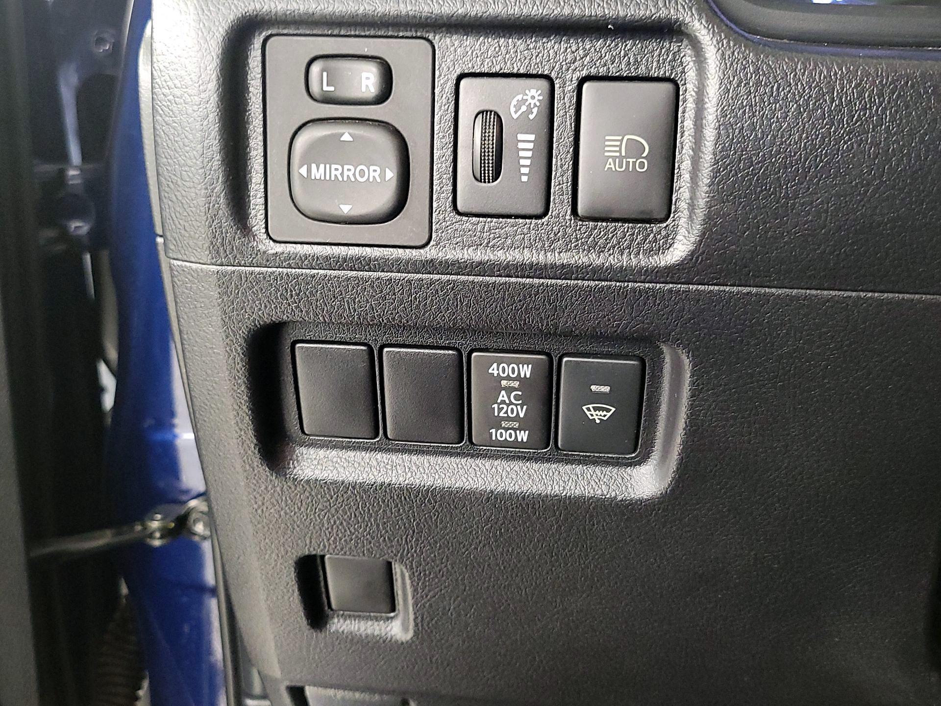 Thumbnail: 2023 Toyota 4Runner - 13