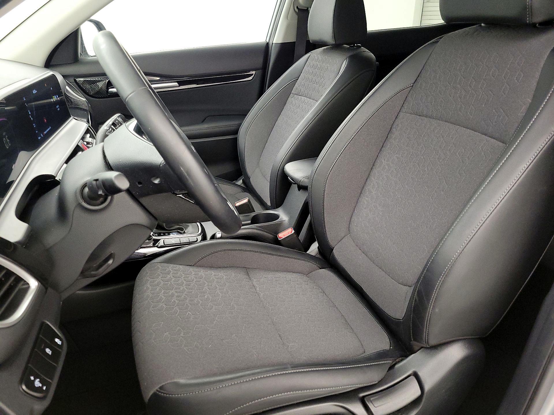 Thumbnail: 2025 Kia Seltos - 11