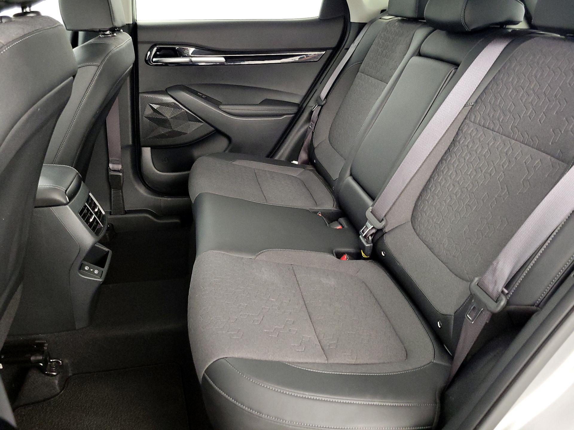 Thumbnail: 2025 Kia Seltos - 20