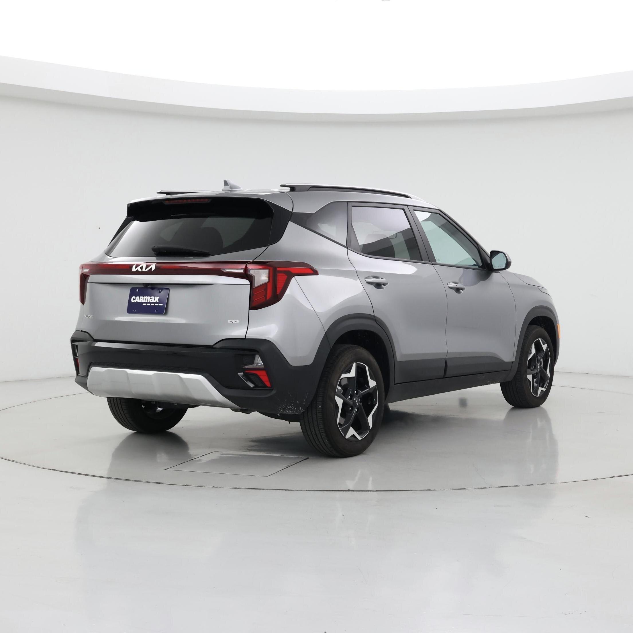 Thumbnail: 2025 Kia Seltos - 8