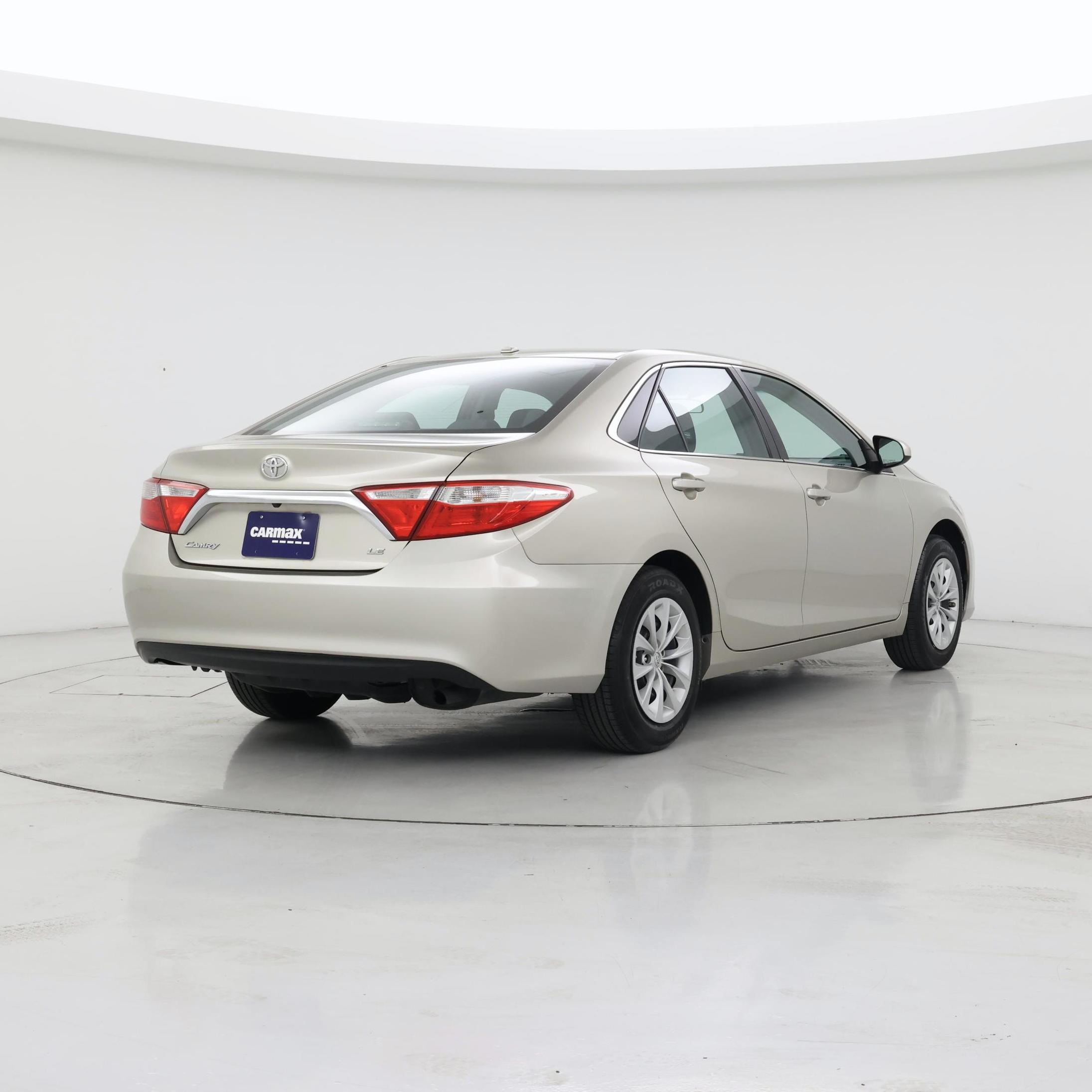 Thumbnail: 2017 Toyota Camry - 8