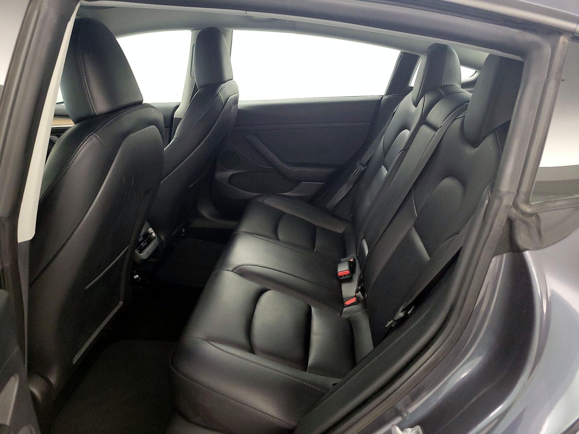 Thumbnail: 2023 Tesla Model 3 - 20