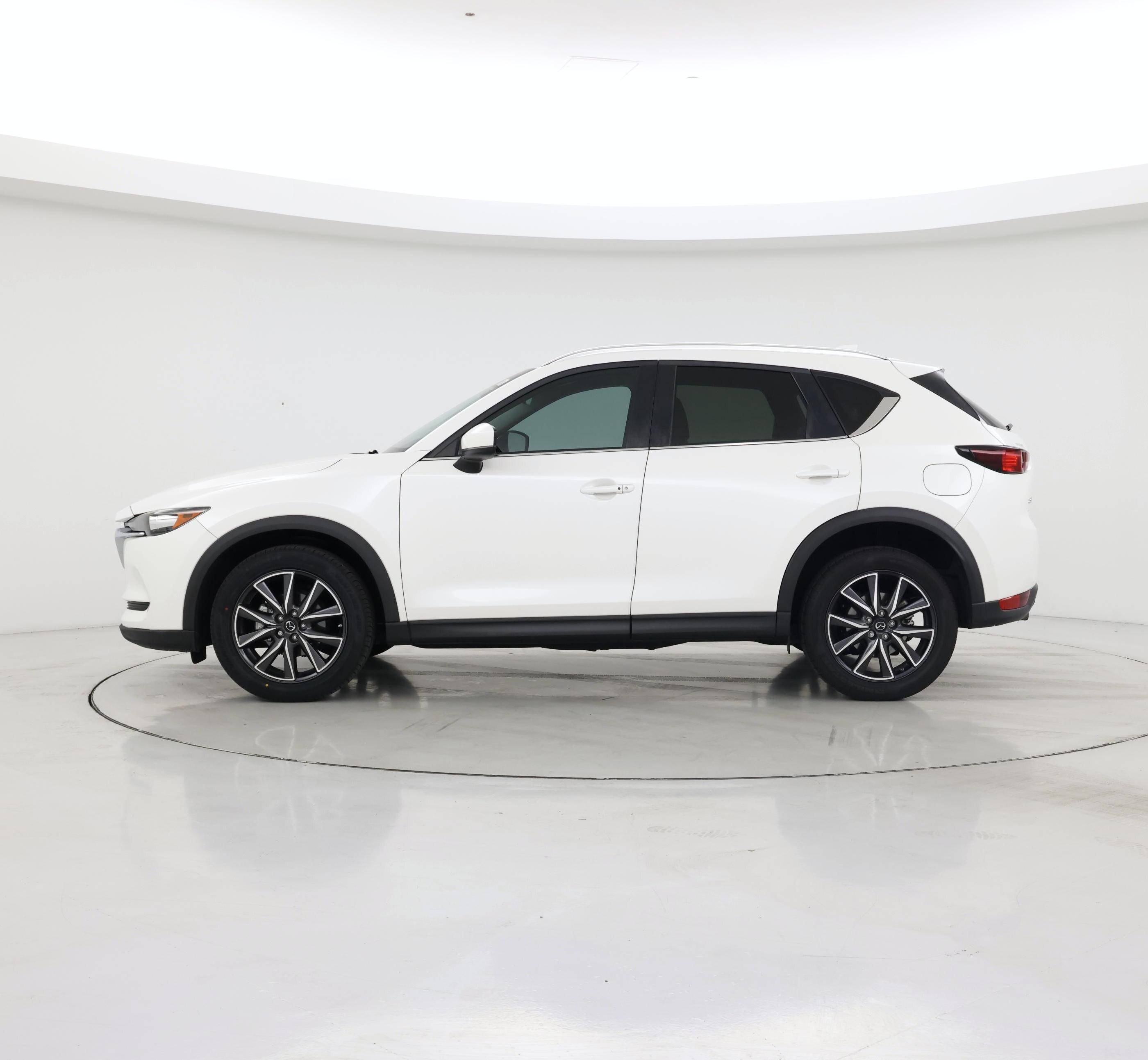 Thumbnail: 2018 Mazda CX-5 - 3