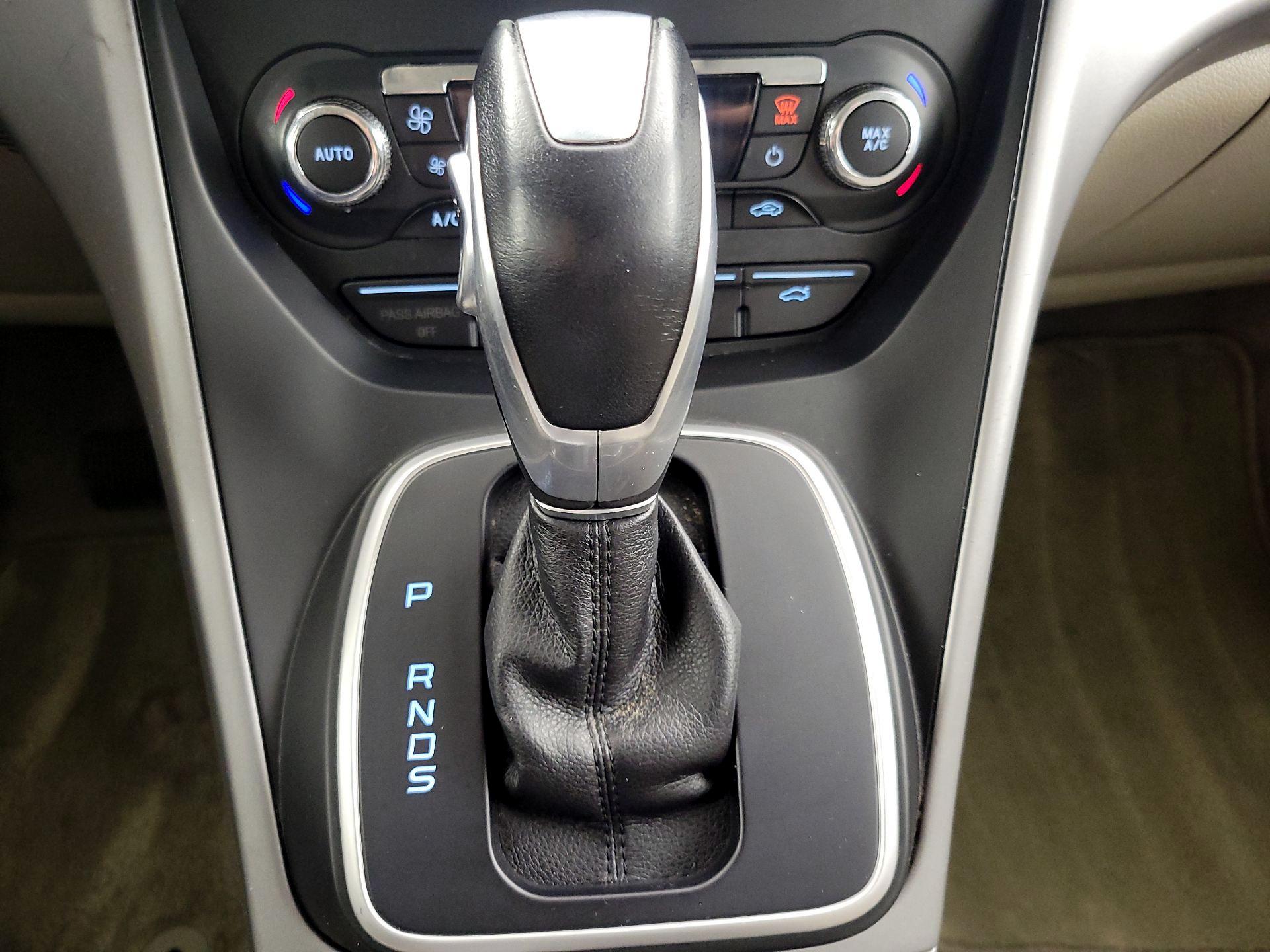 Thumbnail: 2014 Ford Escape - 17