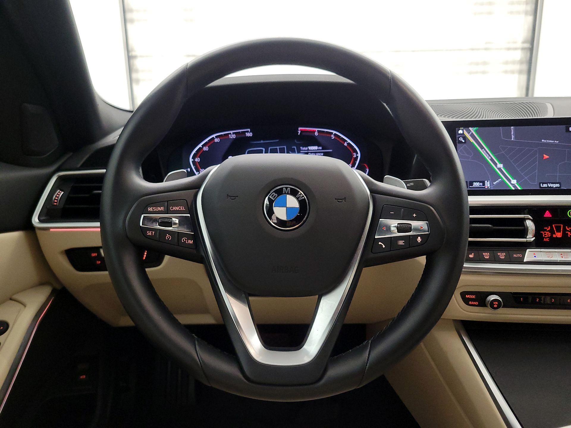 Thumbnail: 2022 BMW 3 Series - 10