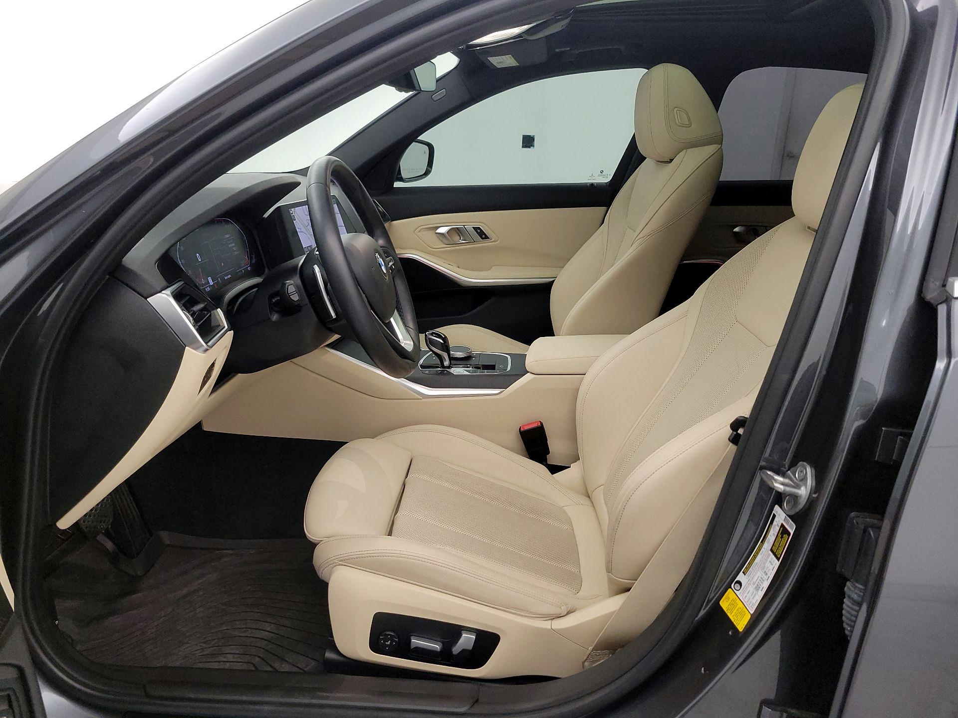 Thumbnail: 2022 BMW 3 Series - 11