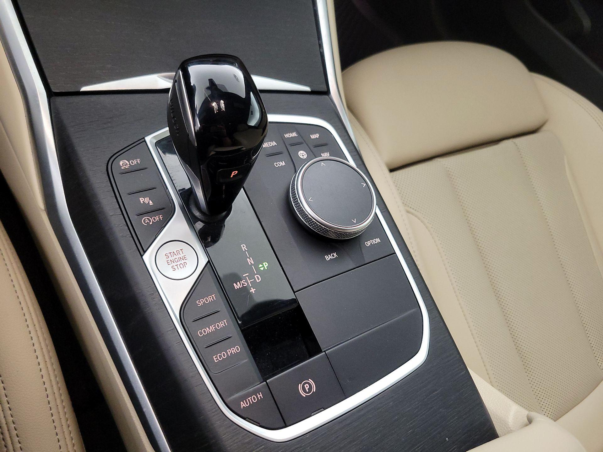 Thumbnail: 2022 BMW 3 Series - 18