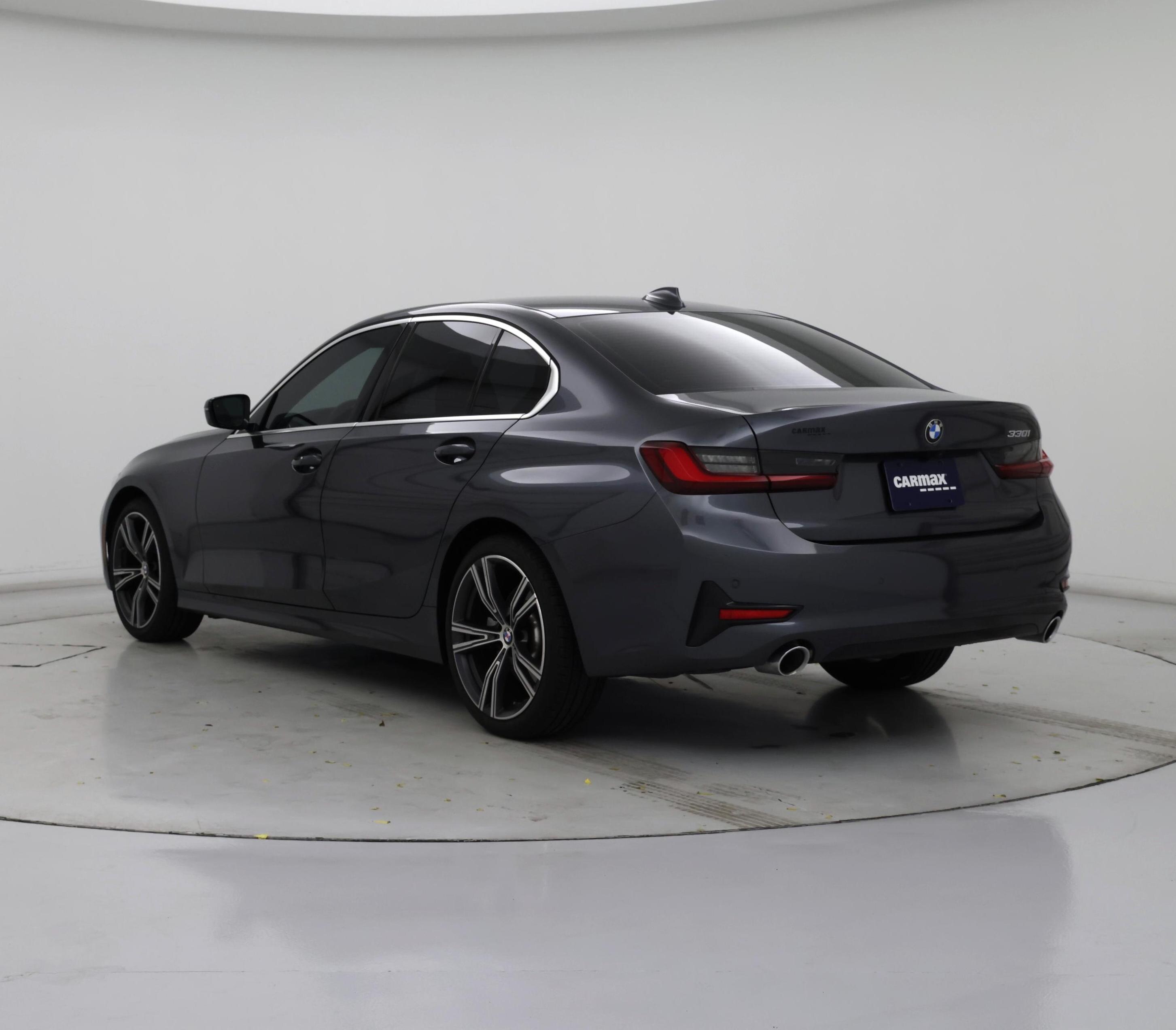 Thumbnail: 2022 BMW 3 Series - 2