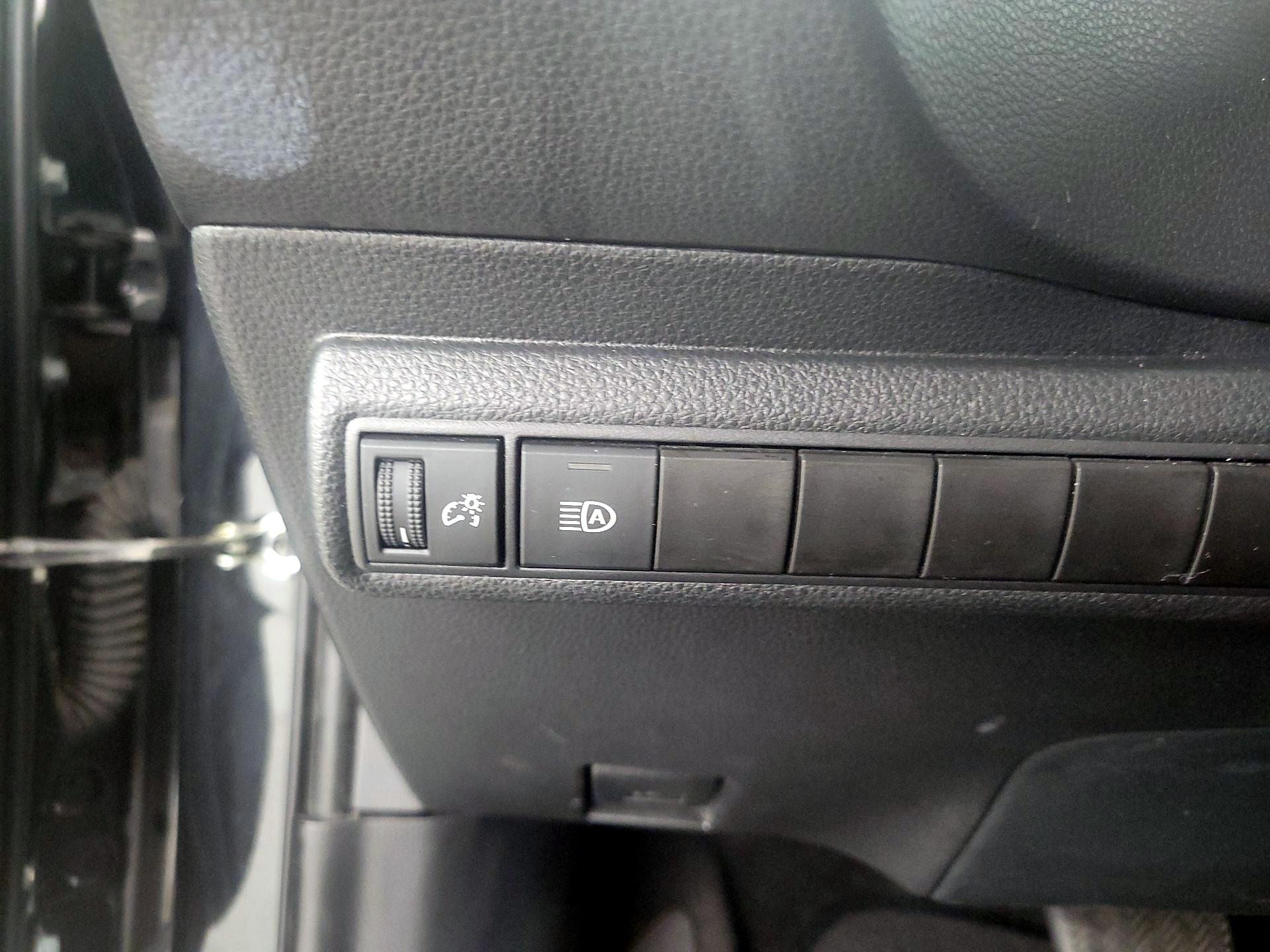 Thumbnail: 2022 Toyota Corolla - 13