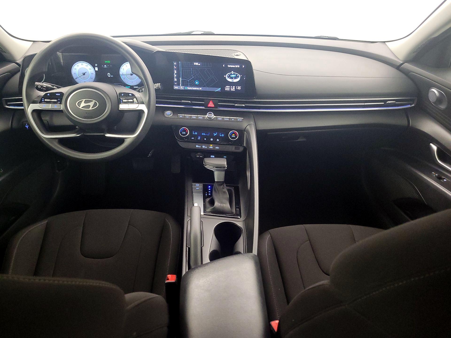 Thumbnail: 2024 Hyundai Elantra - 9