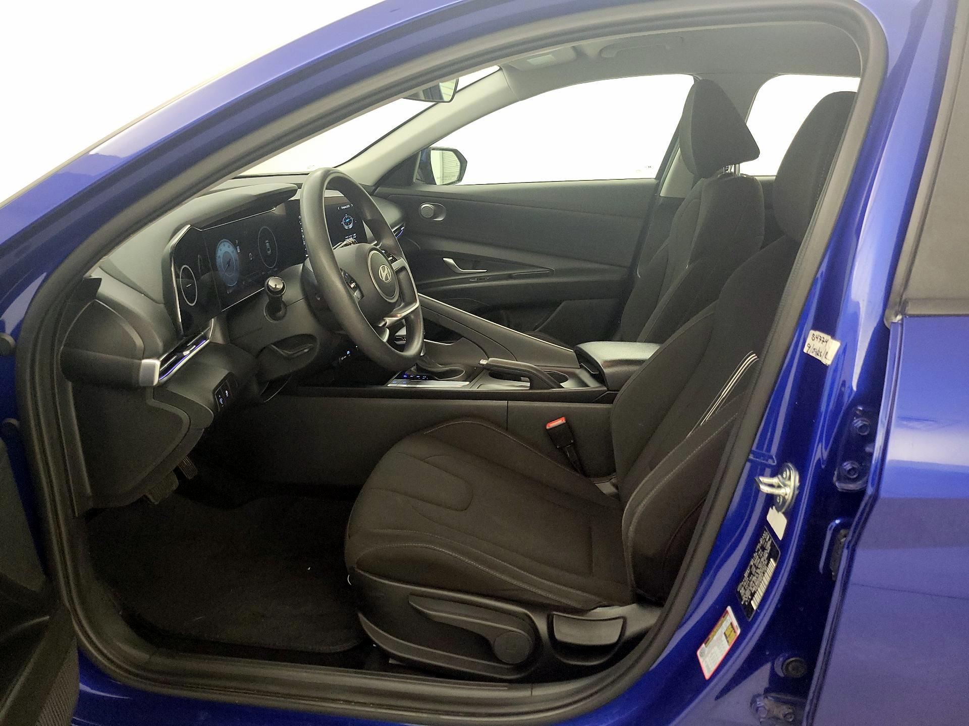 Thumbnail: 2024 Hyundai Elantra - 11