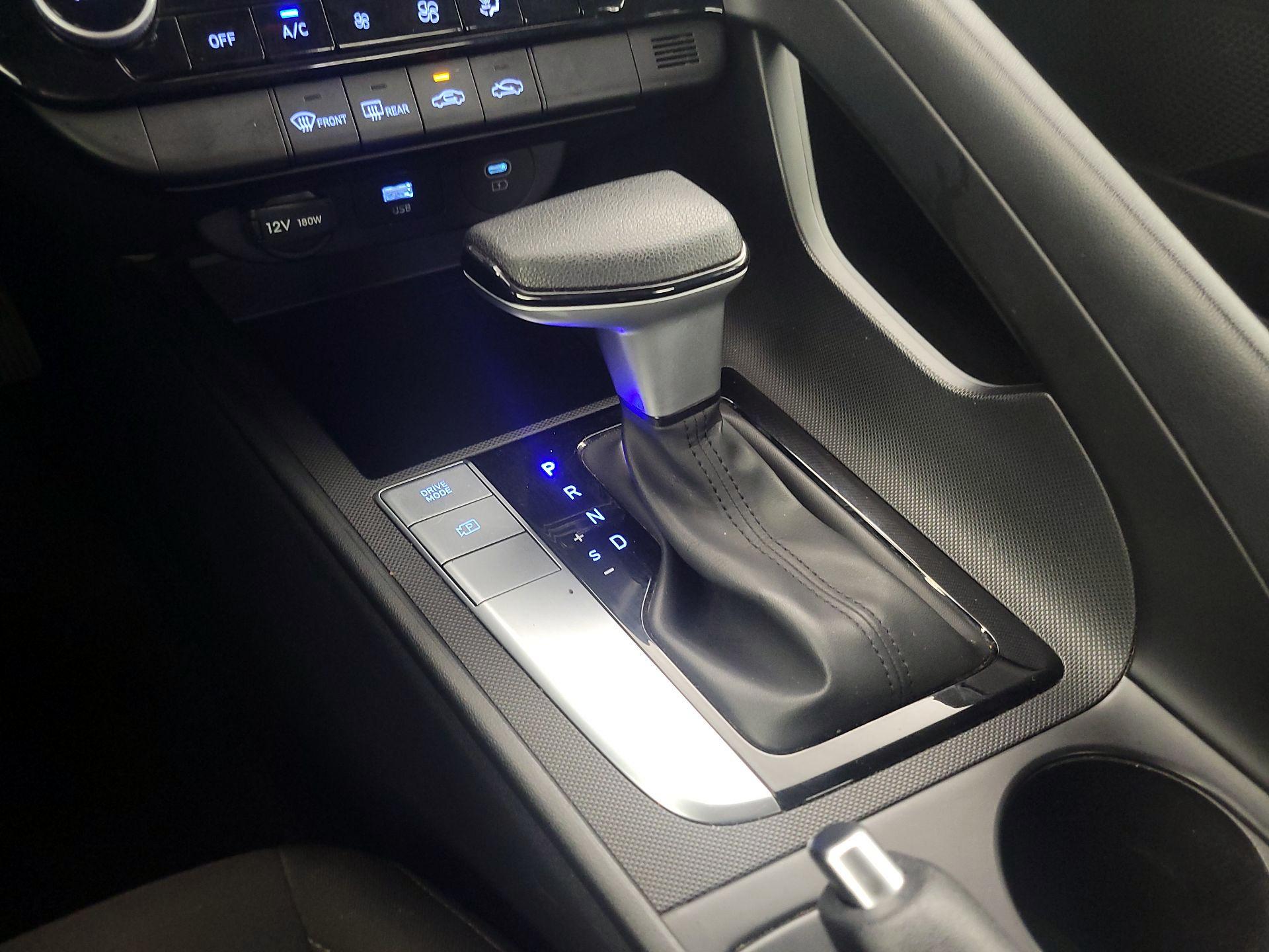 Thumbnail: 2024 Hyundai Elantra - 18