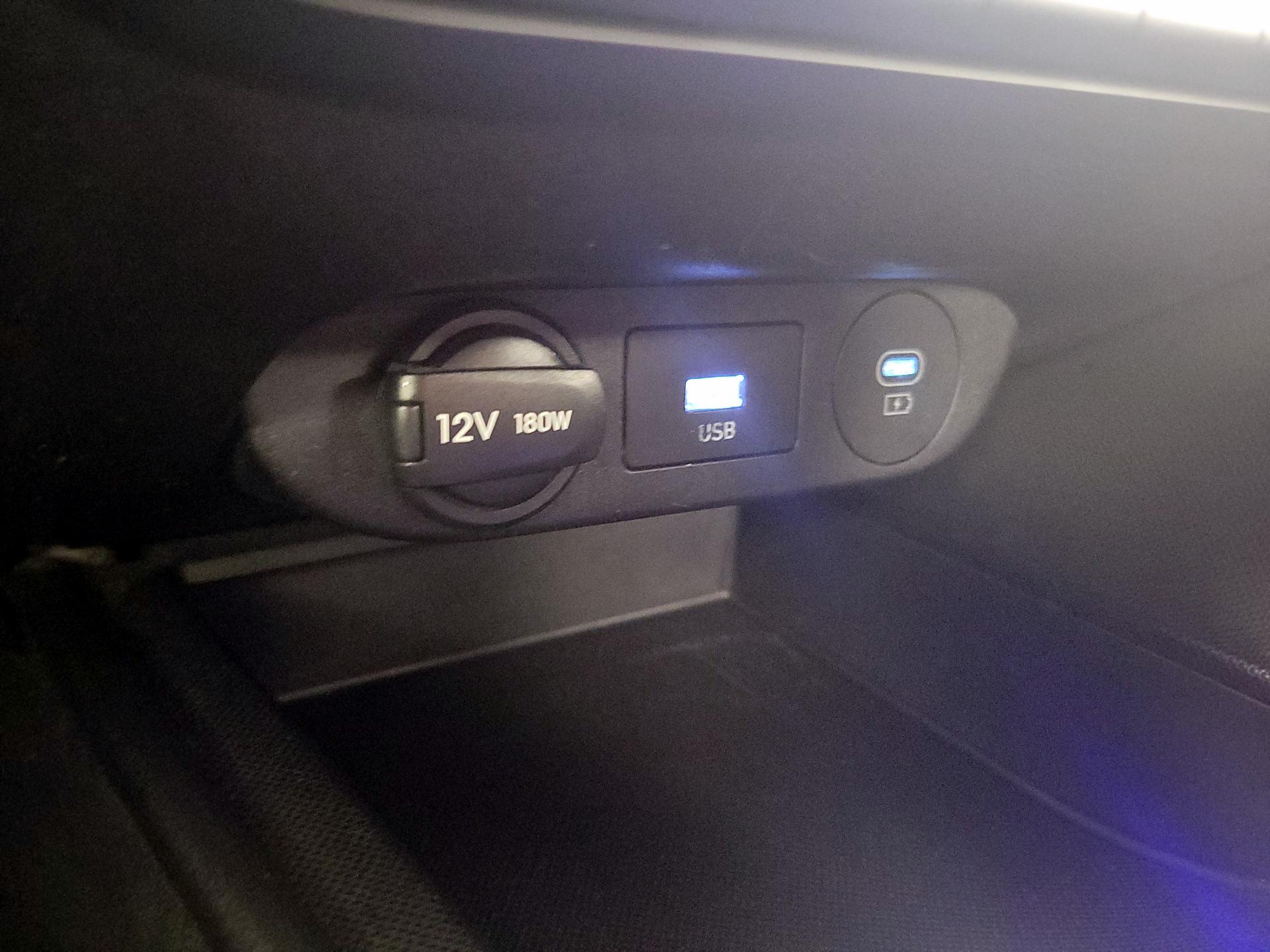 Thumbnail: 2024 Hyundai Elantra - 19