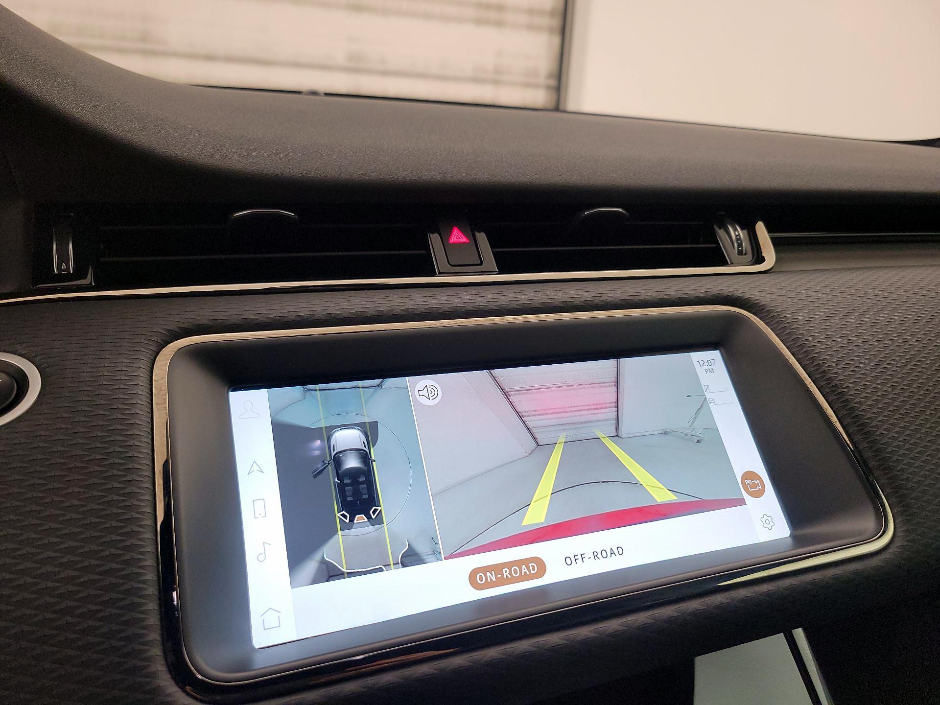 Thumbnail: 2021 Land Rover Range Rover Evoque - 15