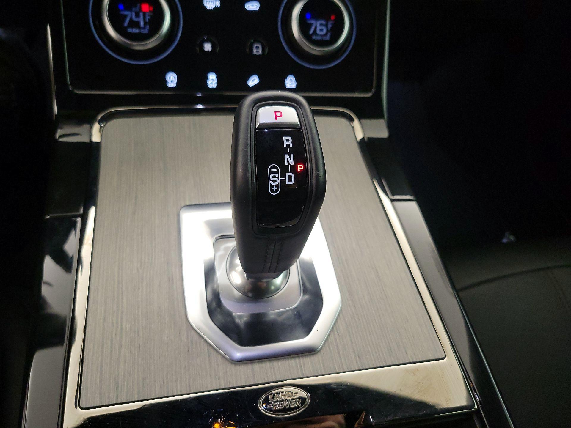 Thumbnail: 2021 Land Rover Range Rover Evoque - 18