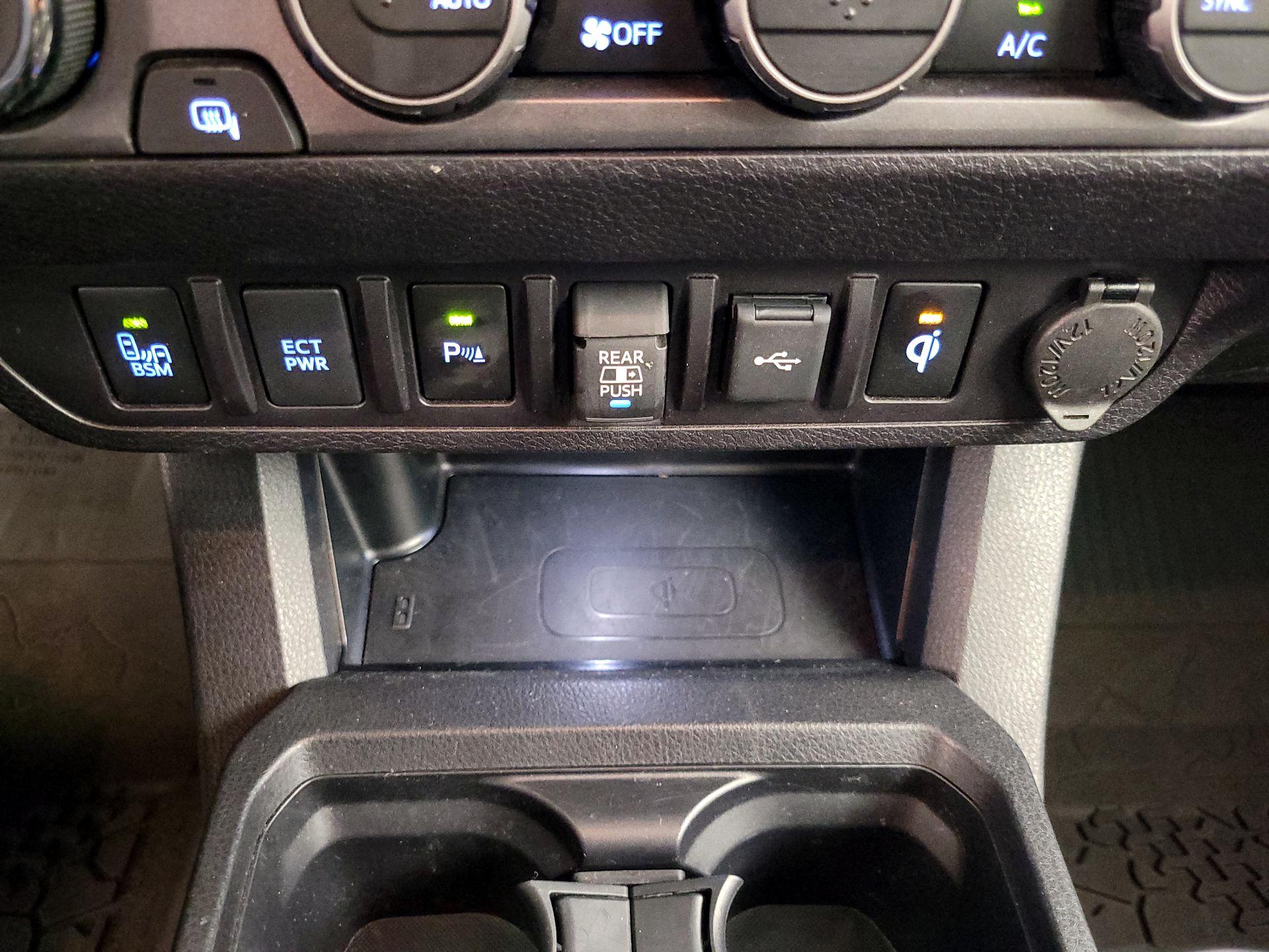 Thumbnail: 2023 Toyota Tacoma - 19