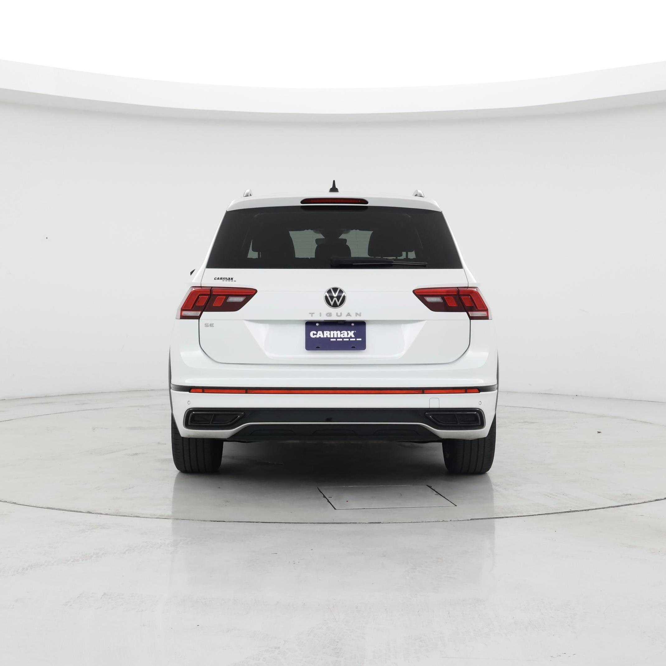 Thumbnail: 2023 Volkswagen Tiguan - 6