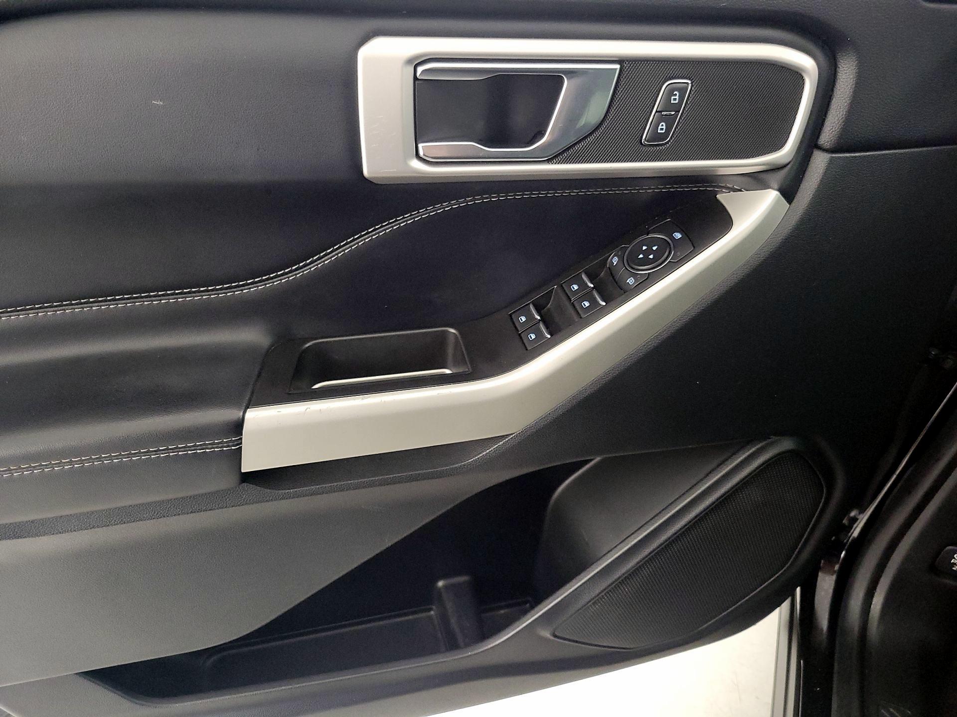 Thumbnail: 2021 Ford Explorer - 12