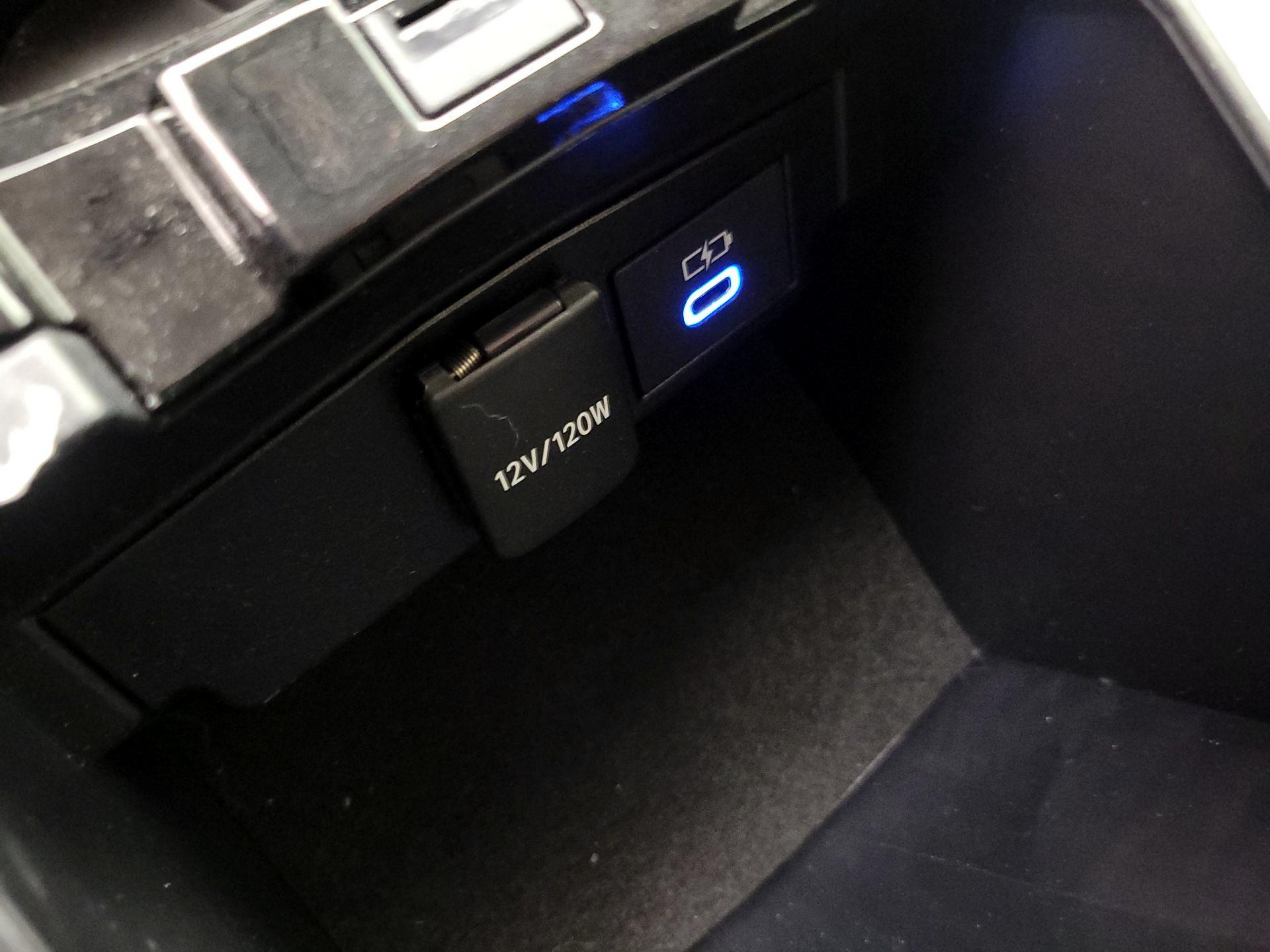 Thumbnail: 2022 Toyota Corolla - 18