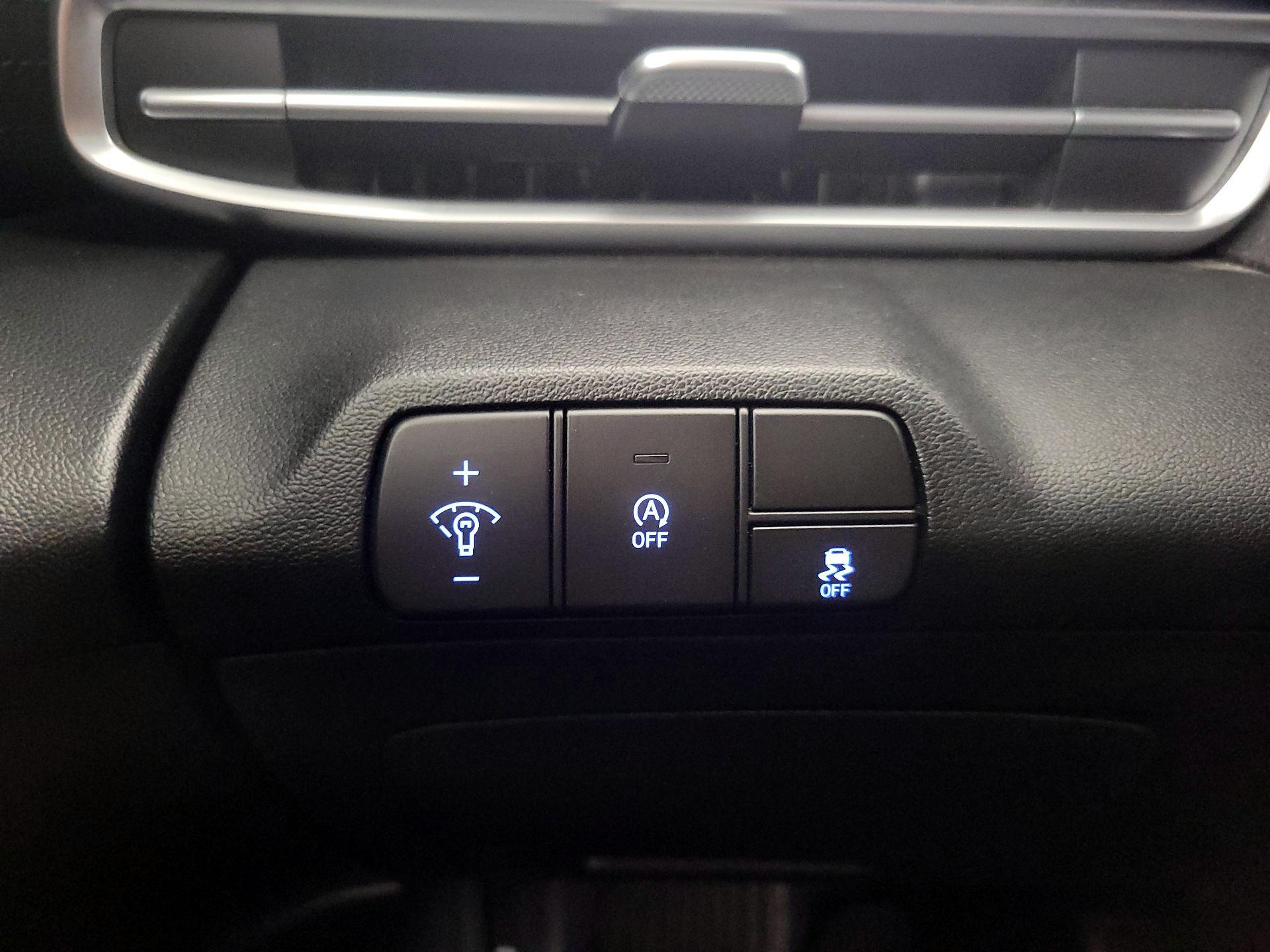 Thumbnail: 2024 Hyundai Elantra - 13