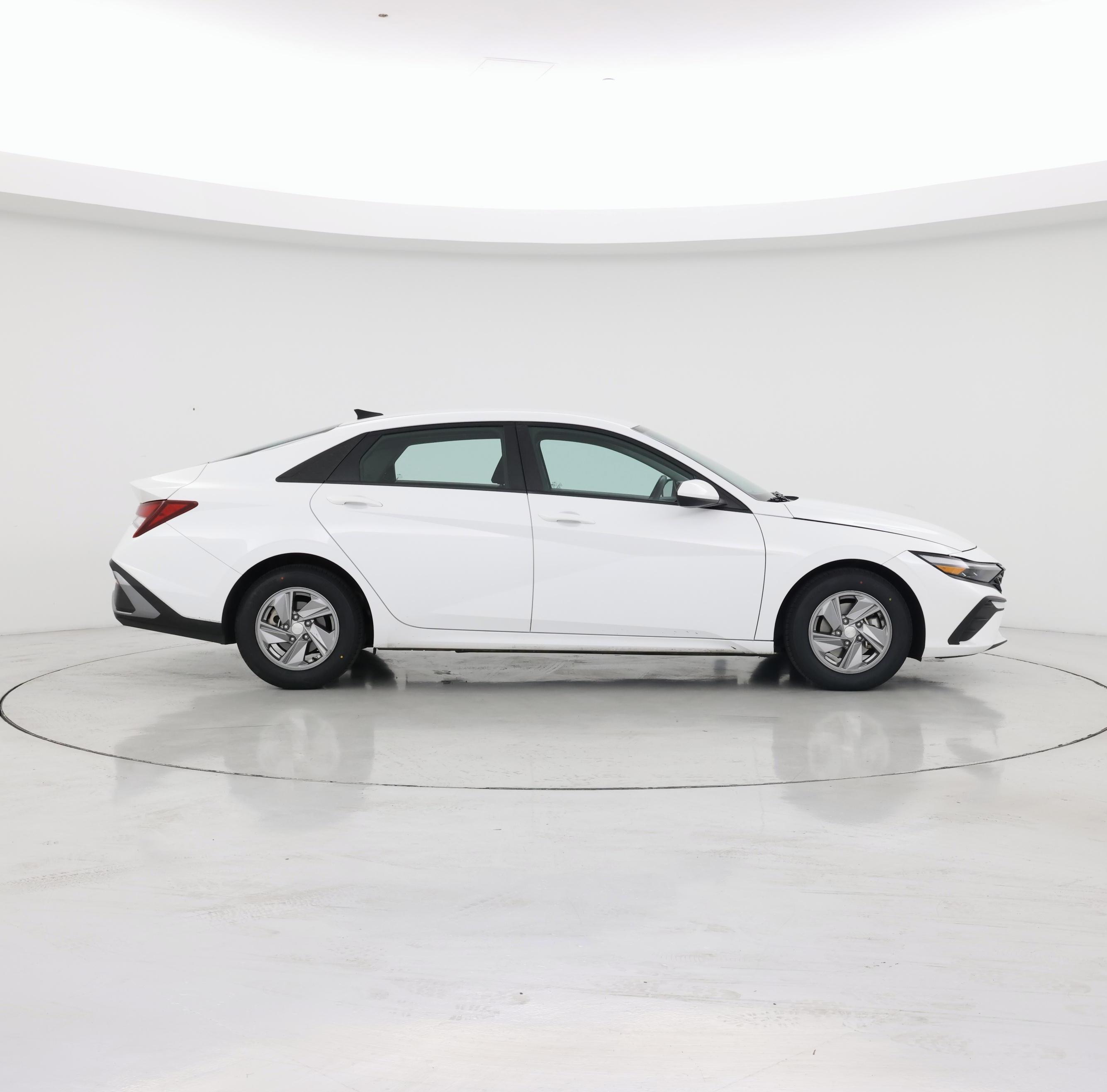 Thumbnail: 2024 Hyundai Elantra - 7