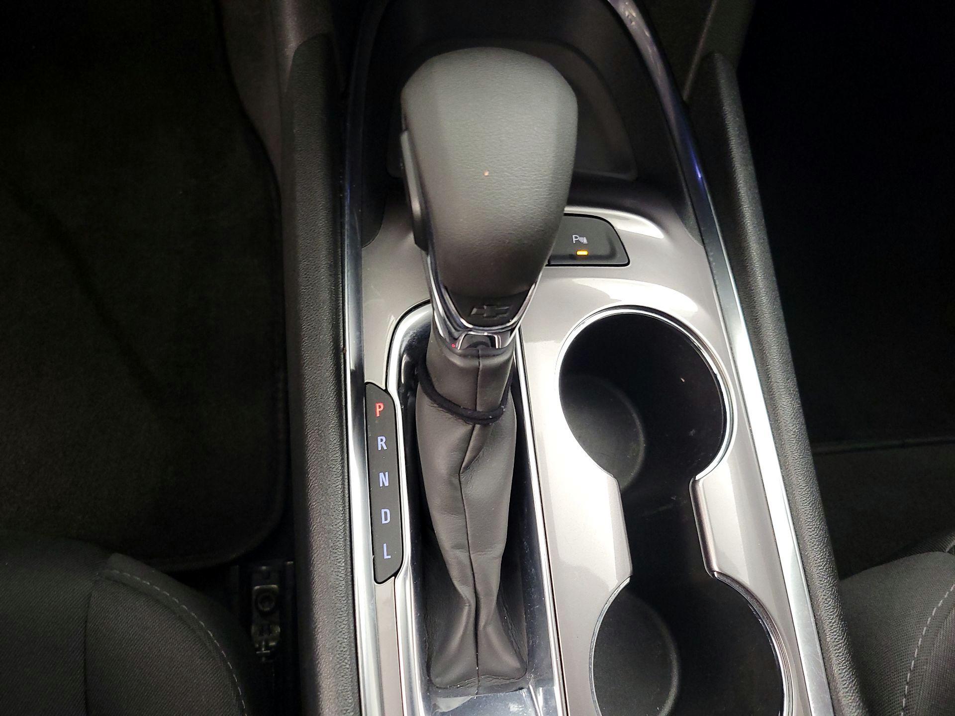 Thumbnail: 2021 Chevrolet Malibu - 17