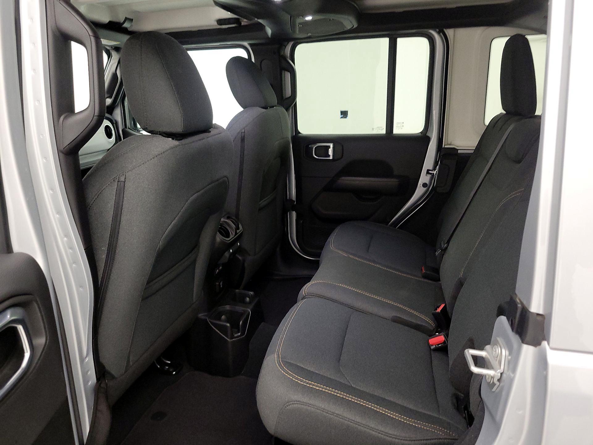 Thumbnail: 2024 Jeep Wrangler - 19