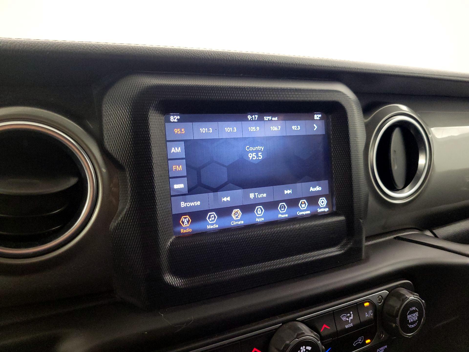 Thumbnail: 2020 Jeep Wrangler - 15