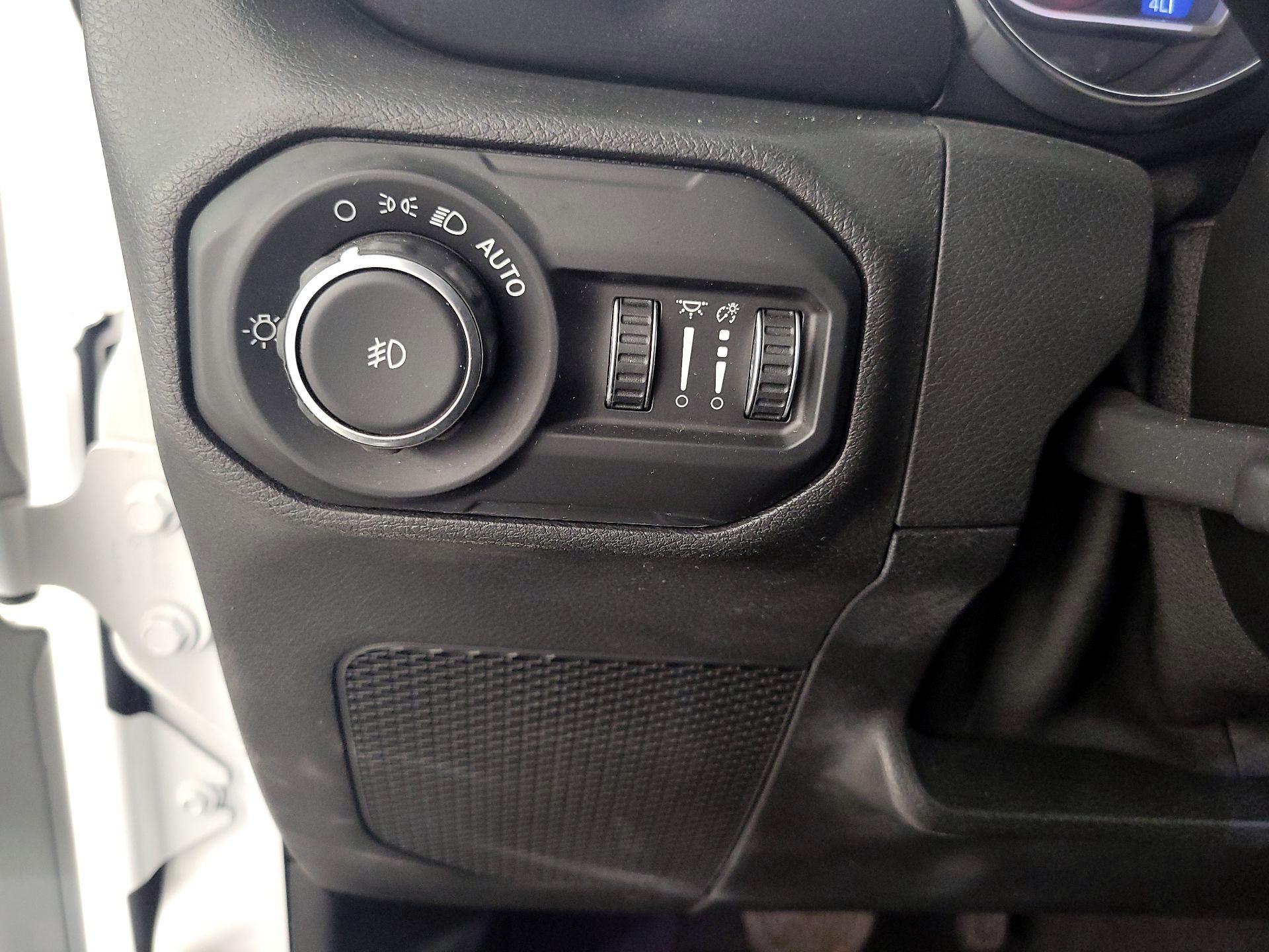 Thumbnail: 2021 Jeep Wrangler - 13