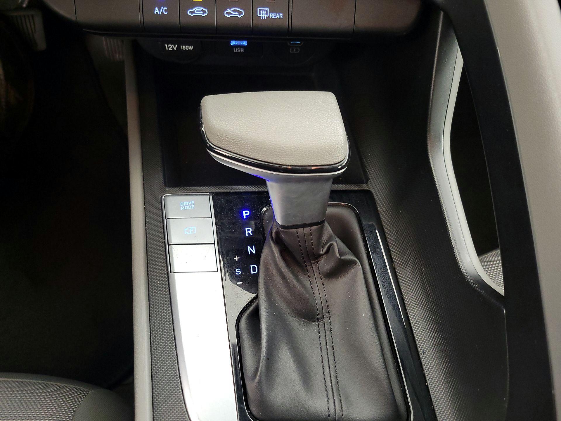 Thumbnail: 2024 Hyundai Elantra - 17