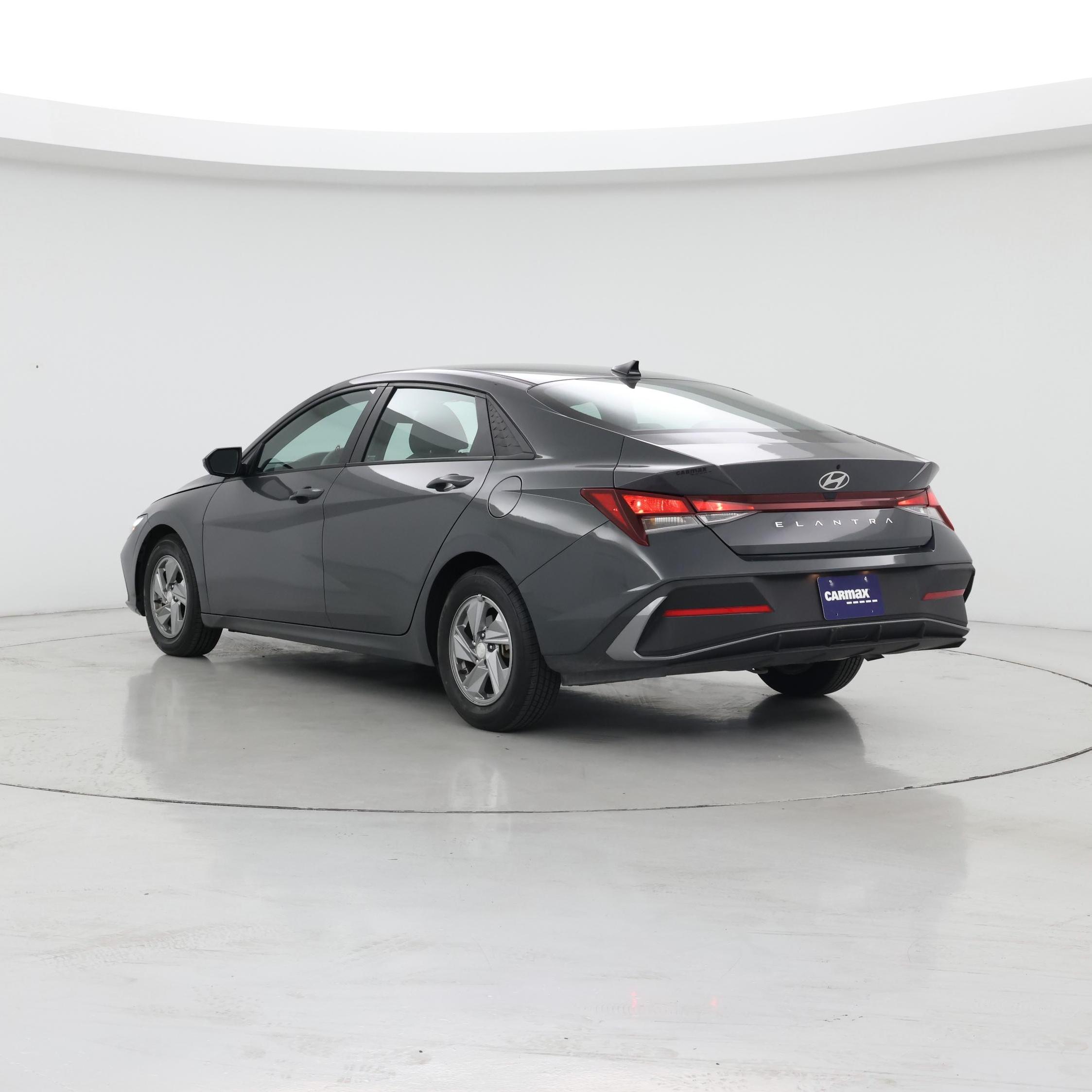 Thumbnail: 2024 Hyundai Elantra - 2