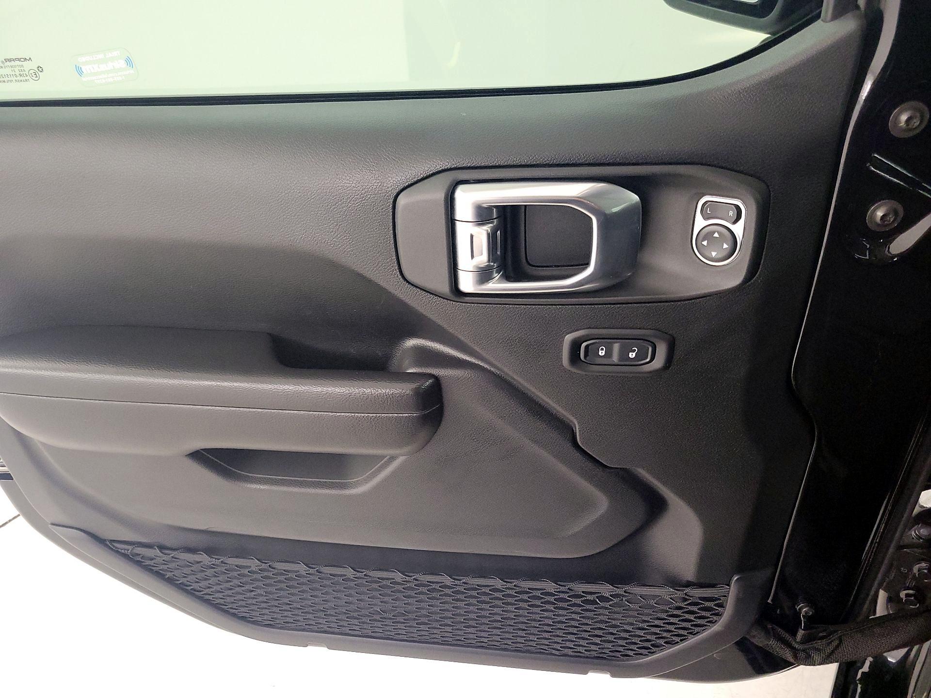 Thumbnail: 2021 Jeep Wrangler - 12