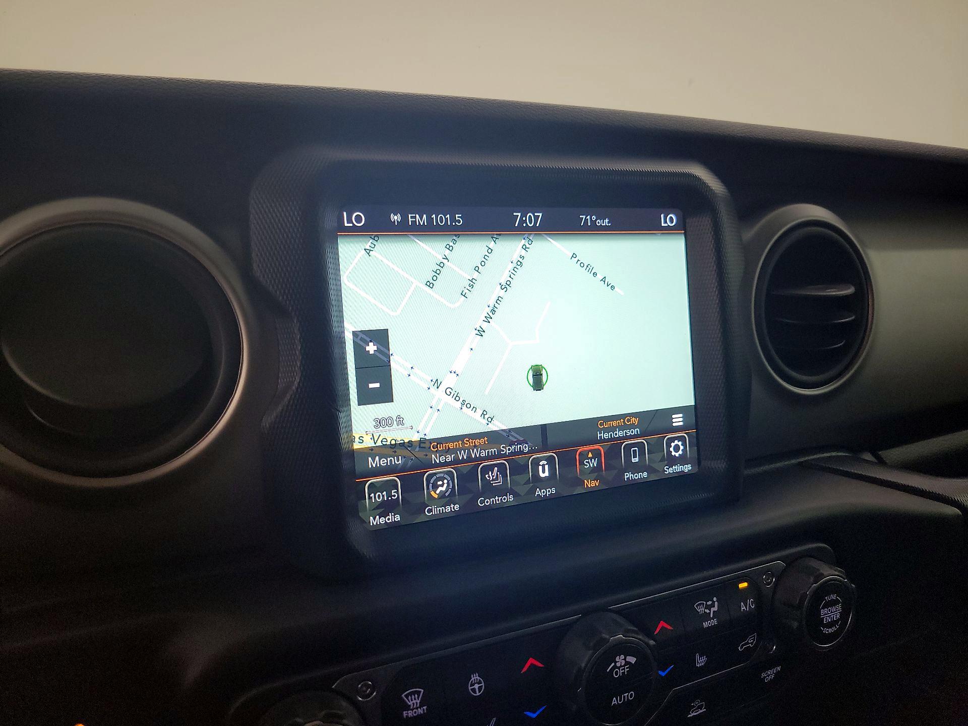 Thumbnail: 2021 Jeep Wrangler - 14