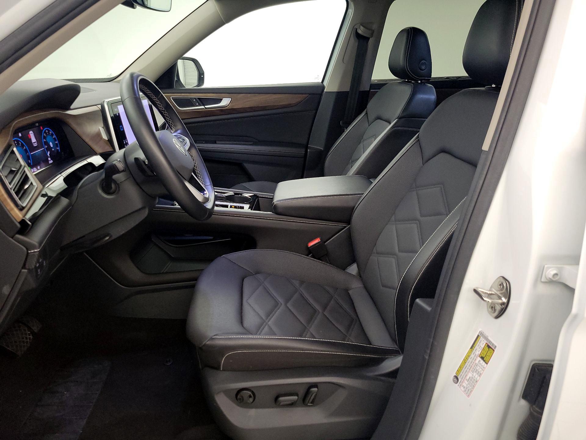 Thumbnail: 2024 Volkswagen Atlas - 11