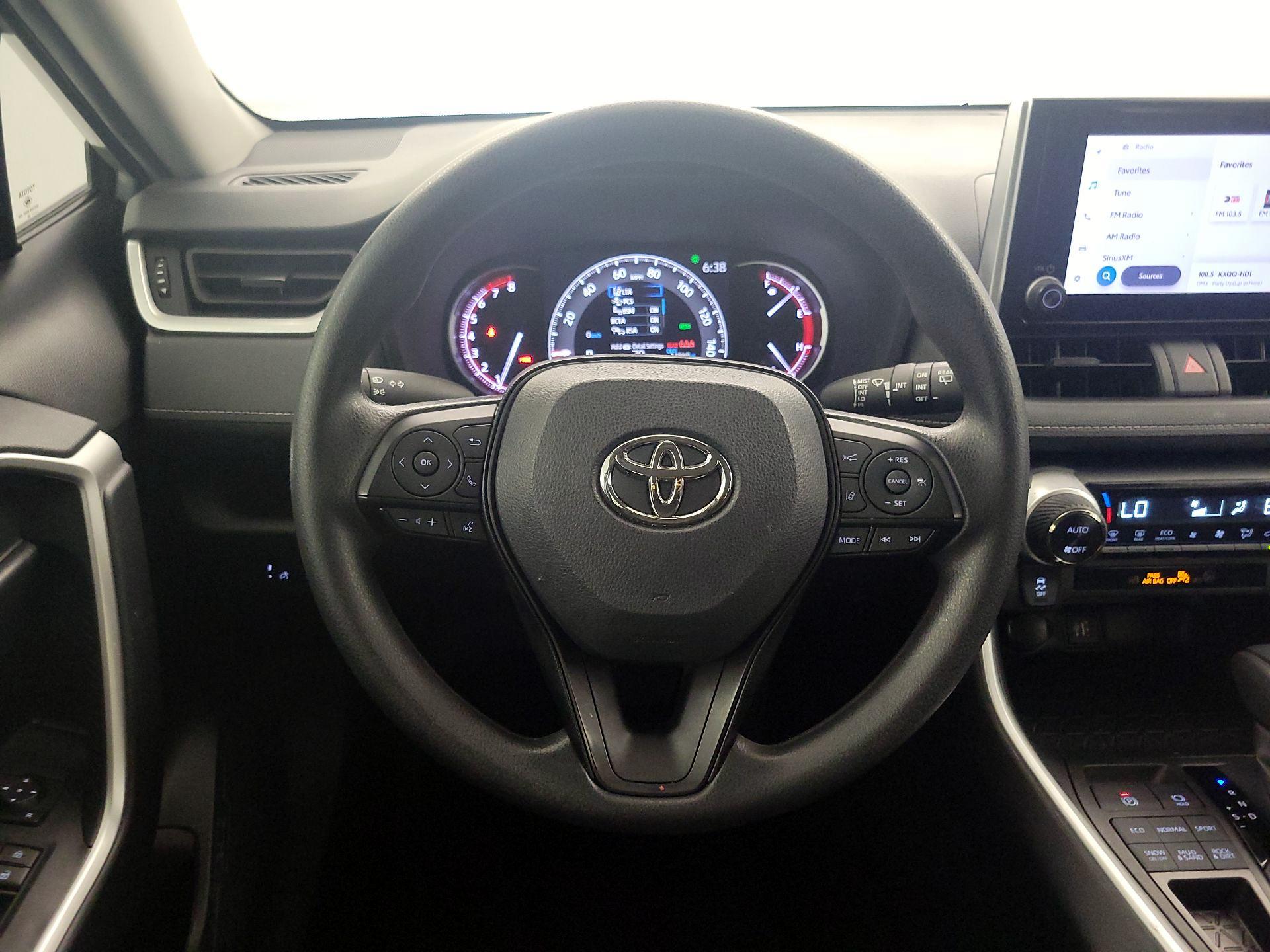 Thumbnail: 2023 Toyota RAV4 - 10