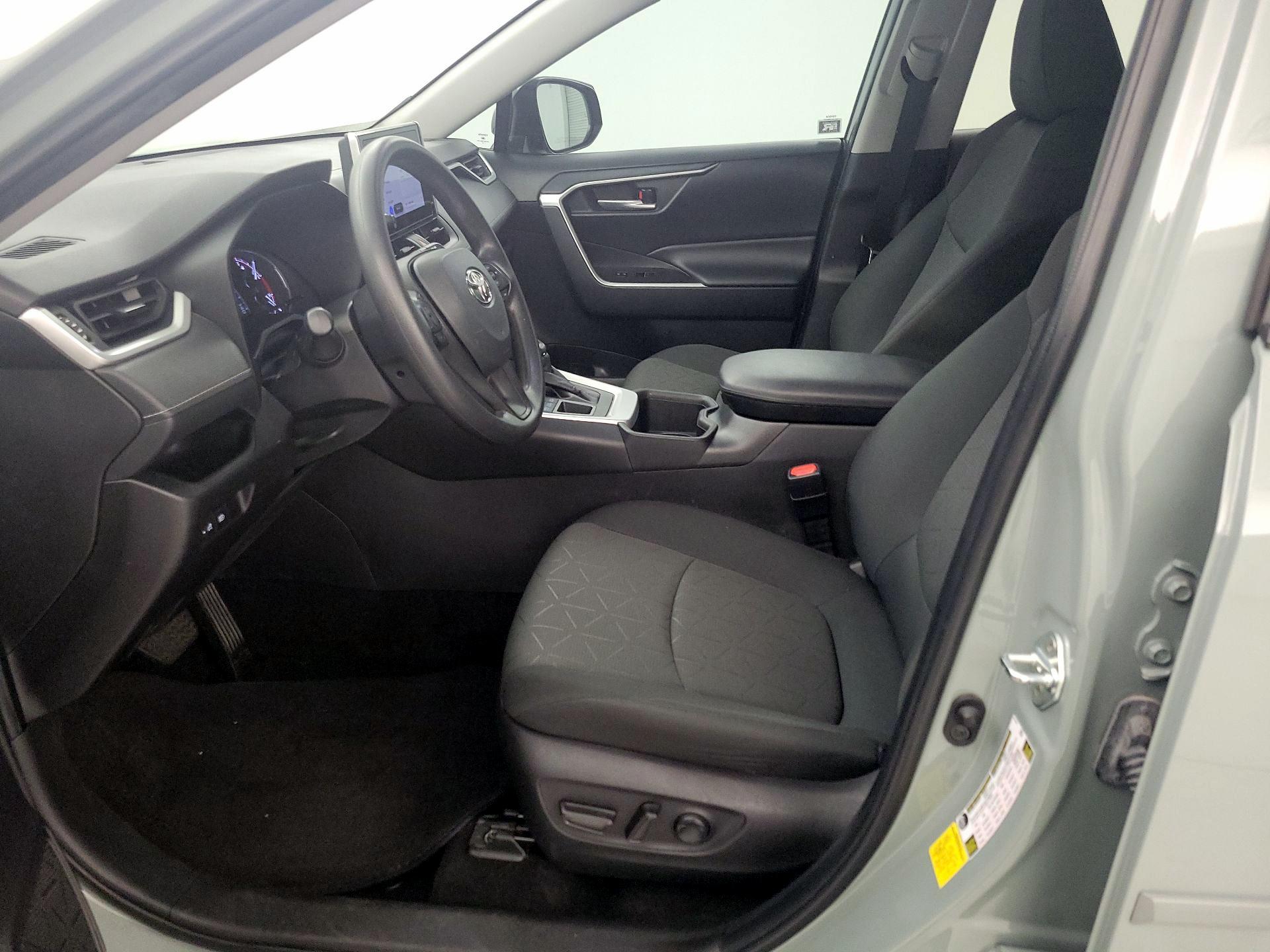 Thumbnail: 2023 Toyota RAV4 - 11