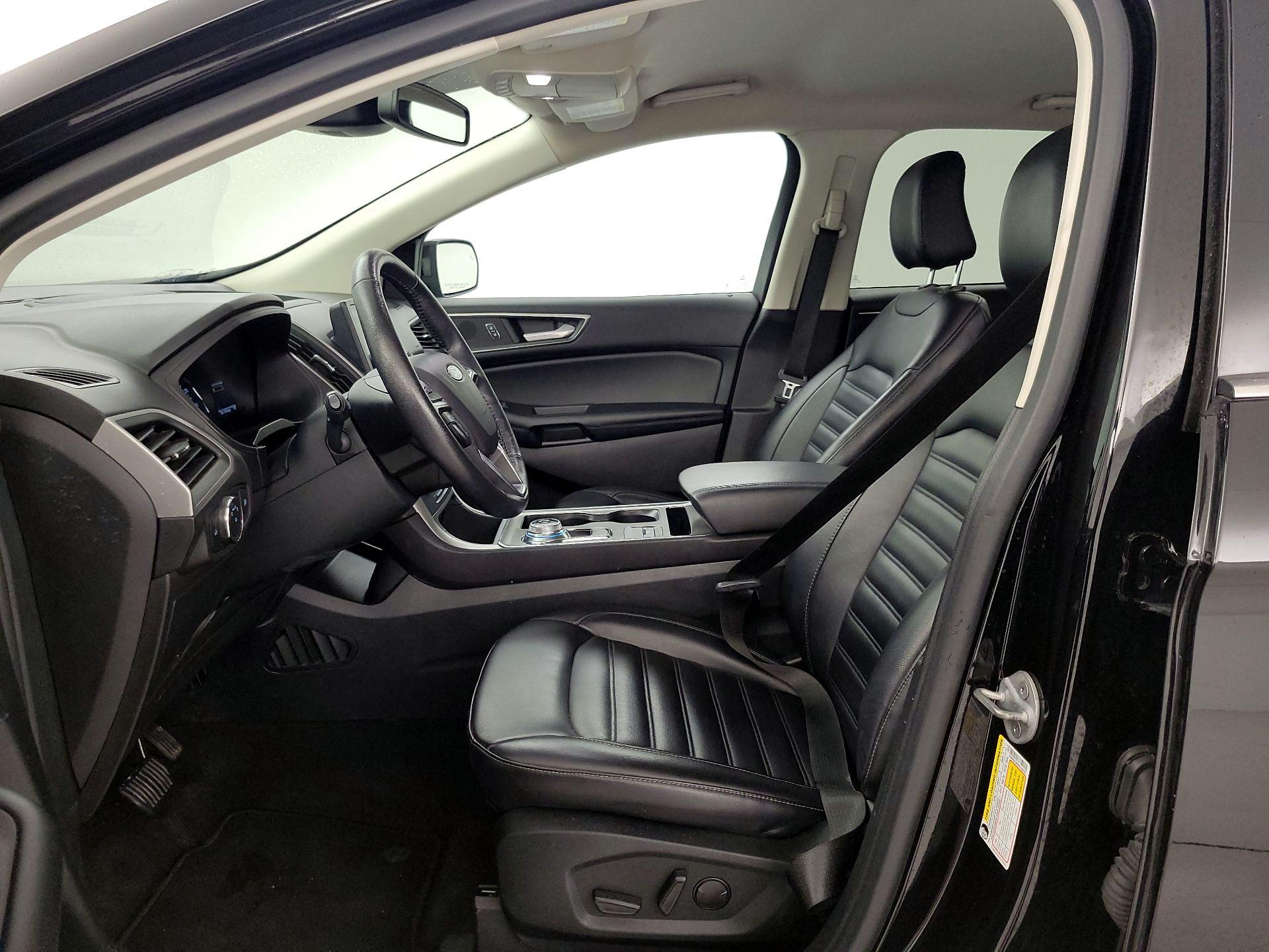 Thumbnail: 2022 Ford Edge - 11