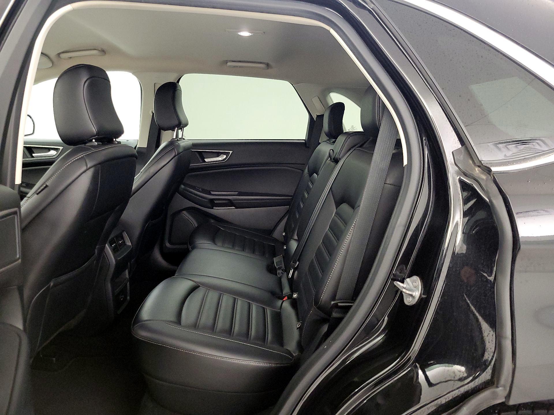 Thumbnail: 2022 Ford Edge - 20